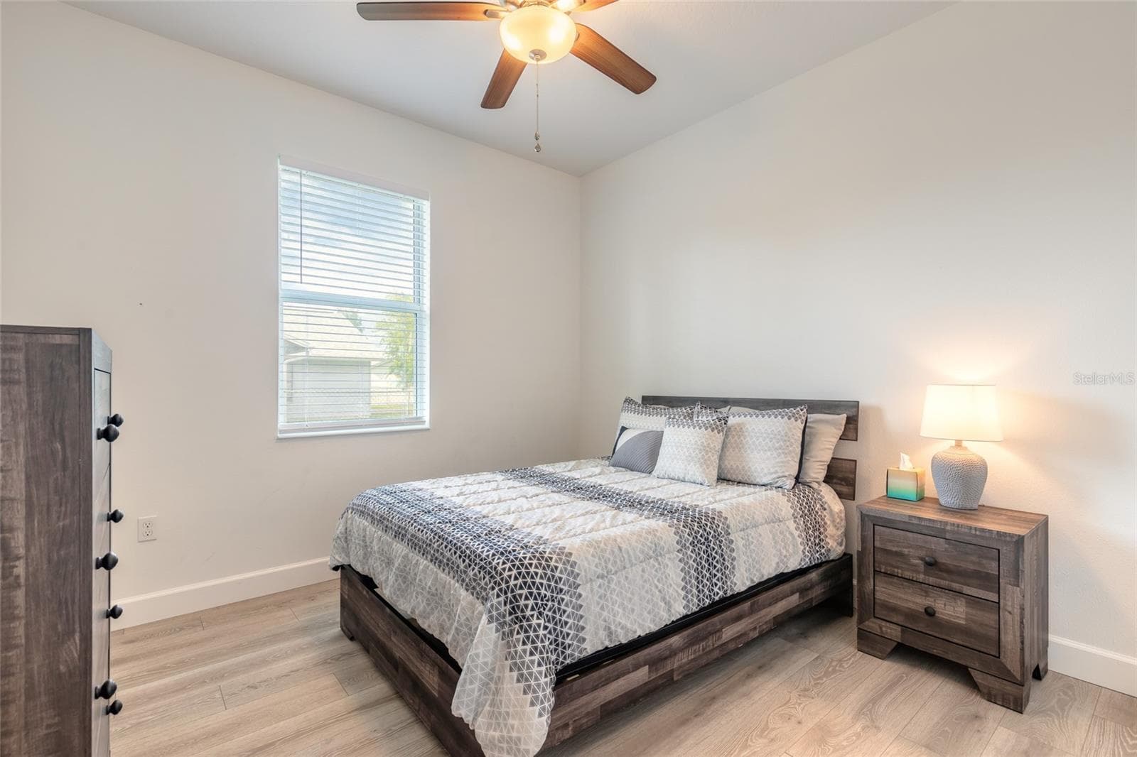 Single Family Residence at 2625 TRAVELERS PALM DR, EDGEWATER, photo 23 of 39