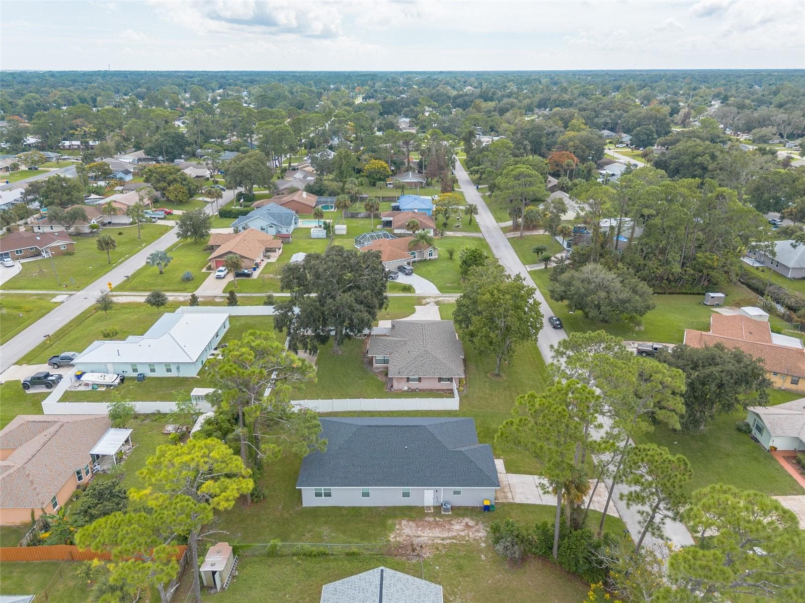 Single Family Residence at 2625 TRAVELERS PALM DR, EDGEWATER, photo 37 of 39