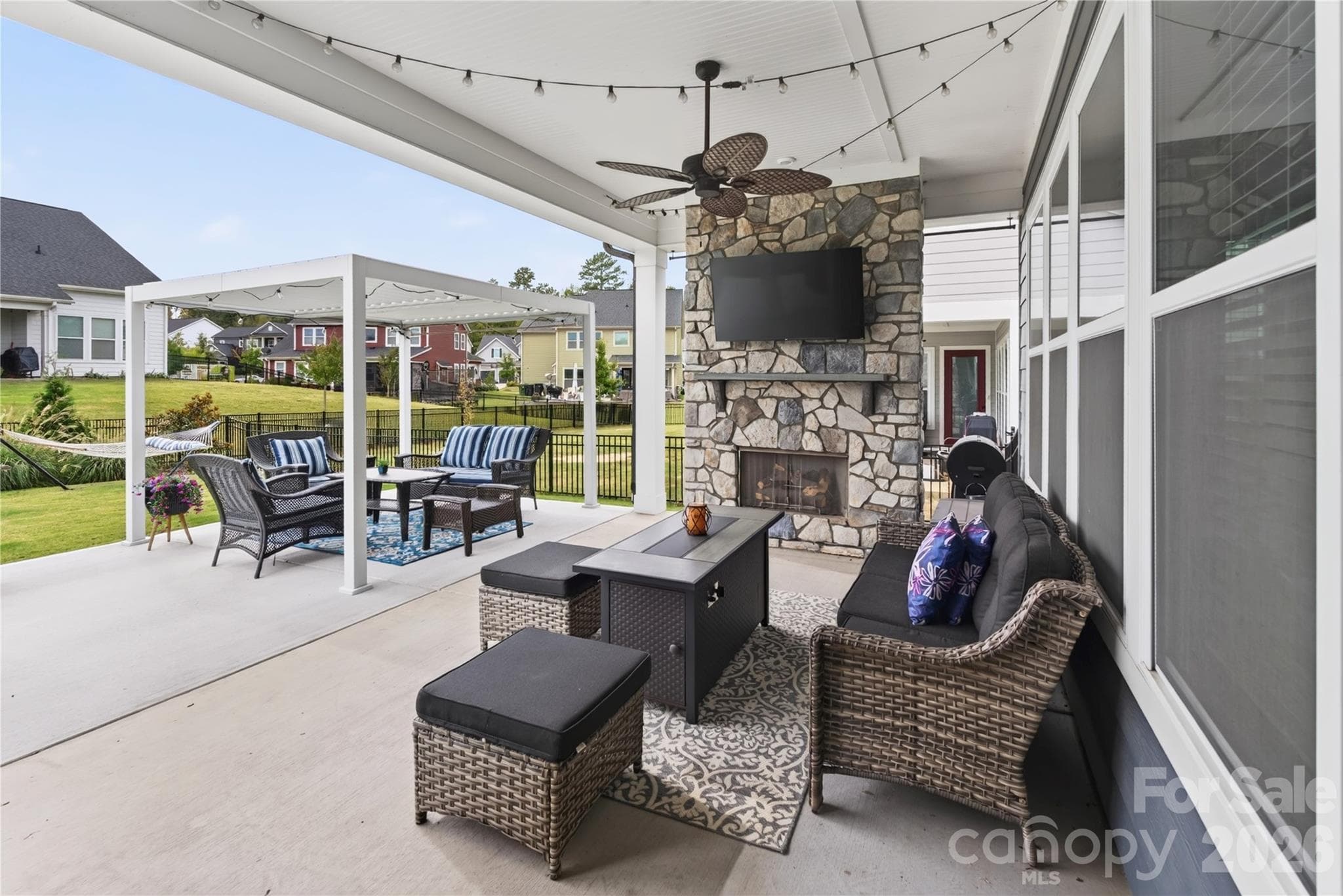 Single Family Residence at 2419 Paddlers Cove Drive, Clover, photo 45 of 48