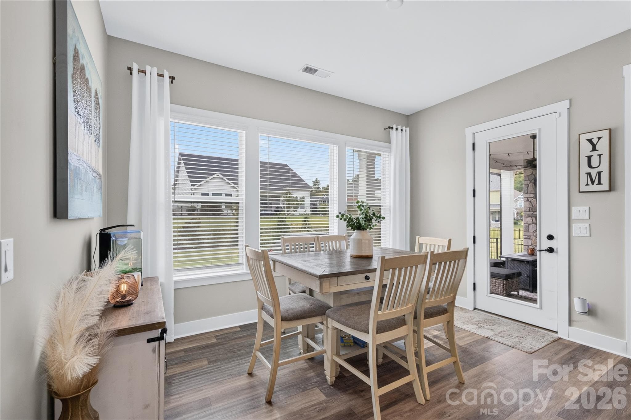 Single Family Residence at 2419 Paddlers Cove Drive, Clover, photo 17 of 48