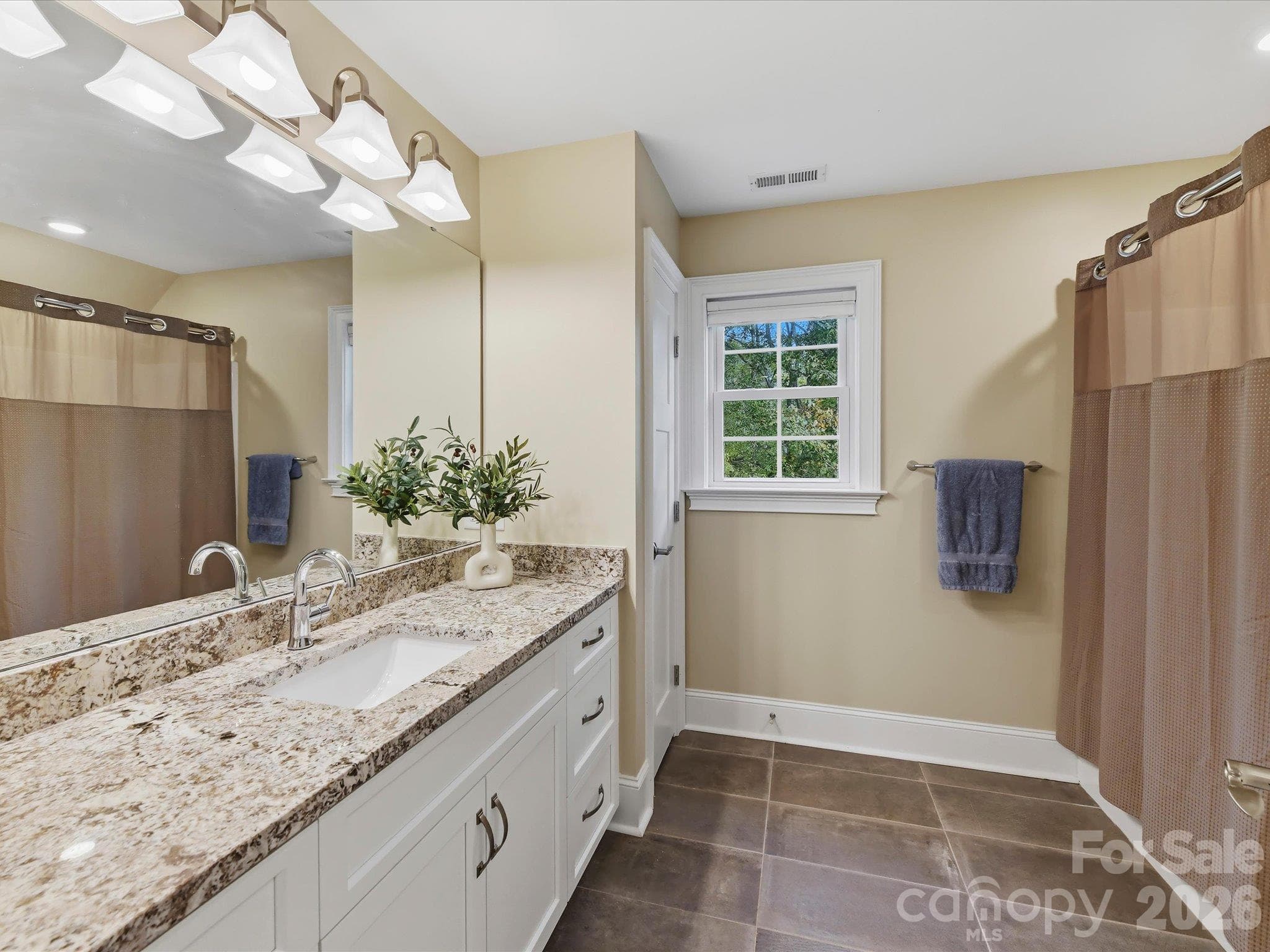 Full Bath upstairs - 5923 Rocky River Road N, Indian Trail