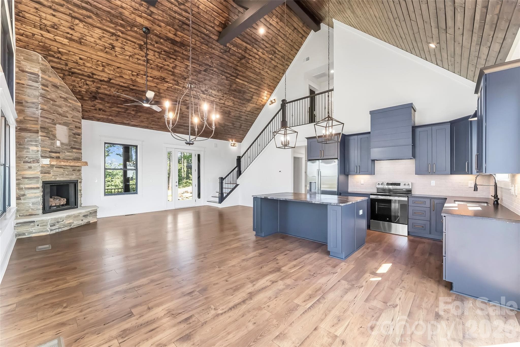 Gas logs warm the great room - 4898 Soaring Top Lane, Lenoir