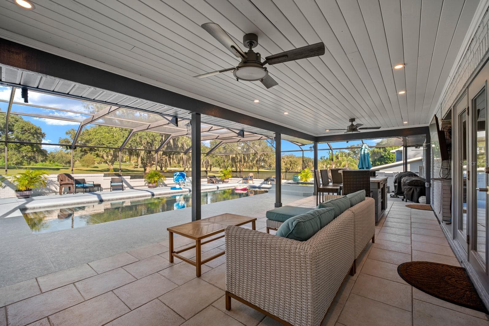 Single Family Residence at 2709 FAIRWAY VIEW DR, VALRICO, photo 25 of 36