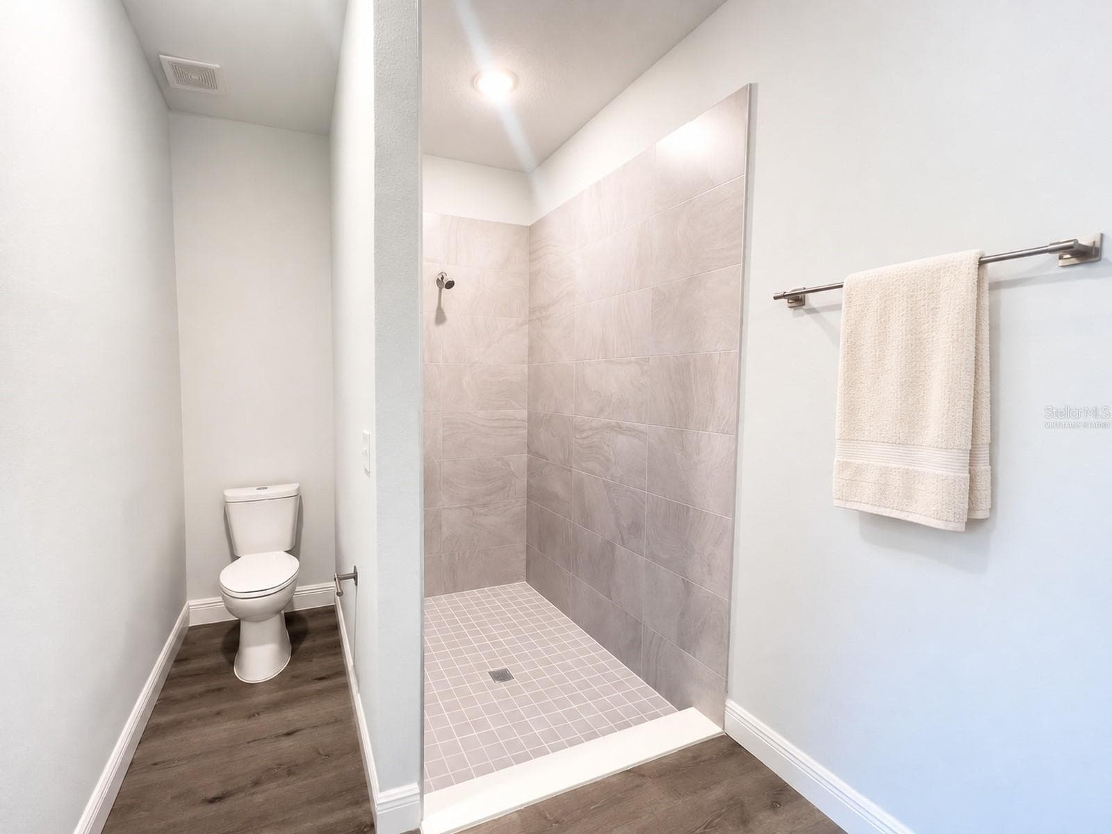 Virtually staged - 1045 9TH AVE, DELAND