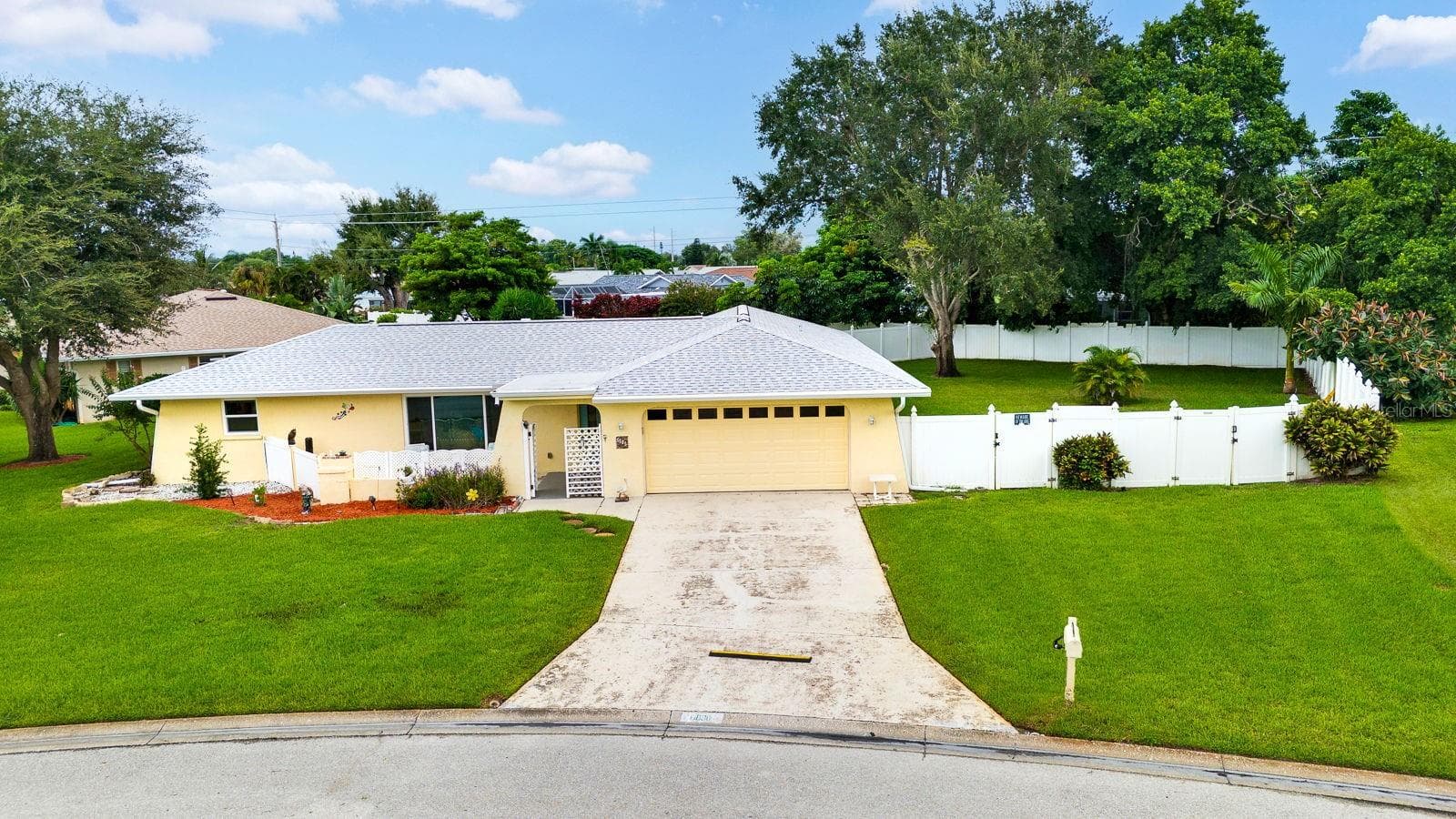 Front view - 6806 21ST AVENUE TER W, BRADENTON