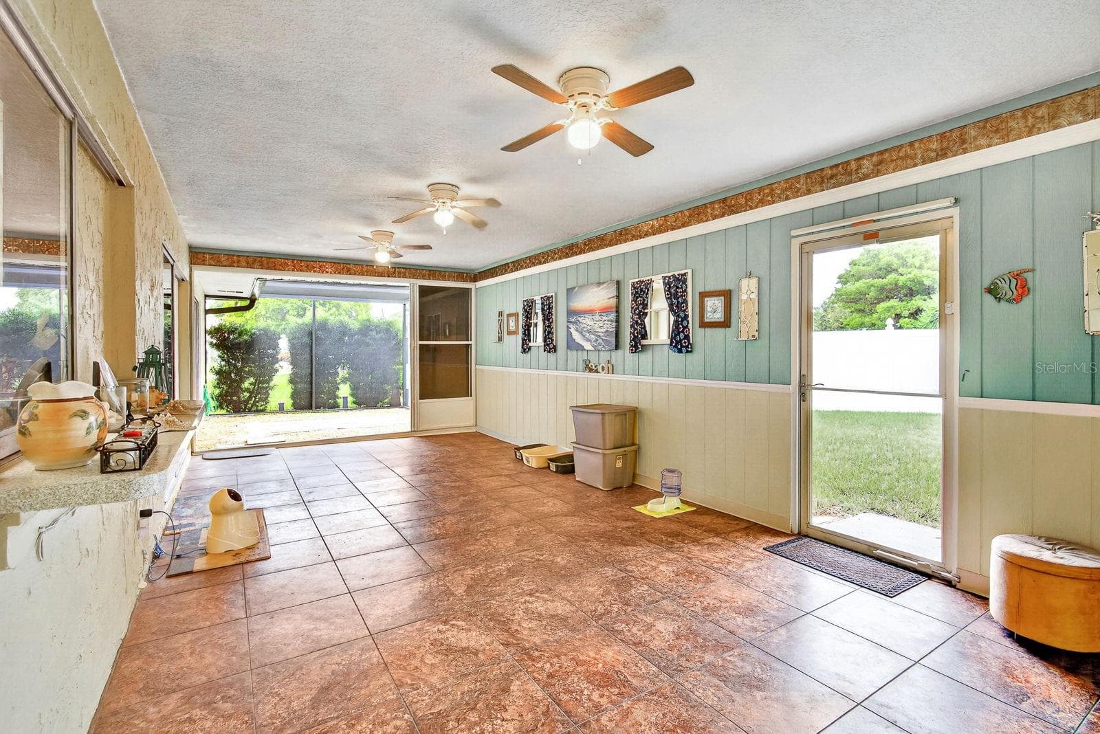 Large enclosed lanai with extended outdoor lanai - 6806 21ST AVENUE TER W, BRADENTON