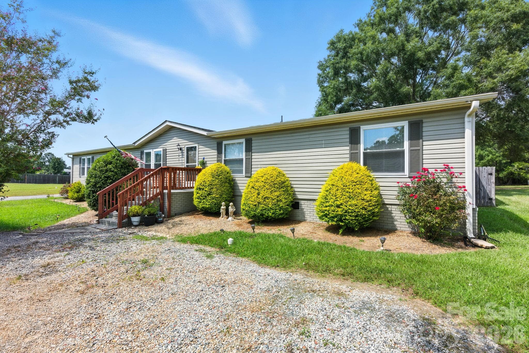 Beautiful Home on Corner Lot - 1001 Olde Creek Trail, Concord