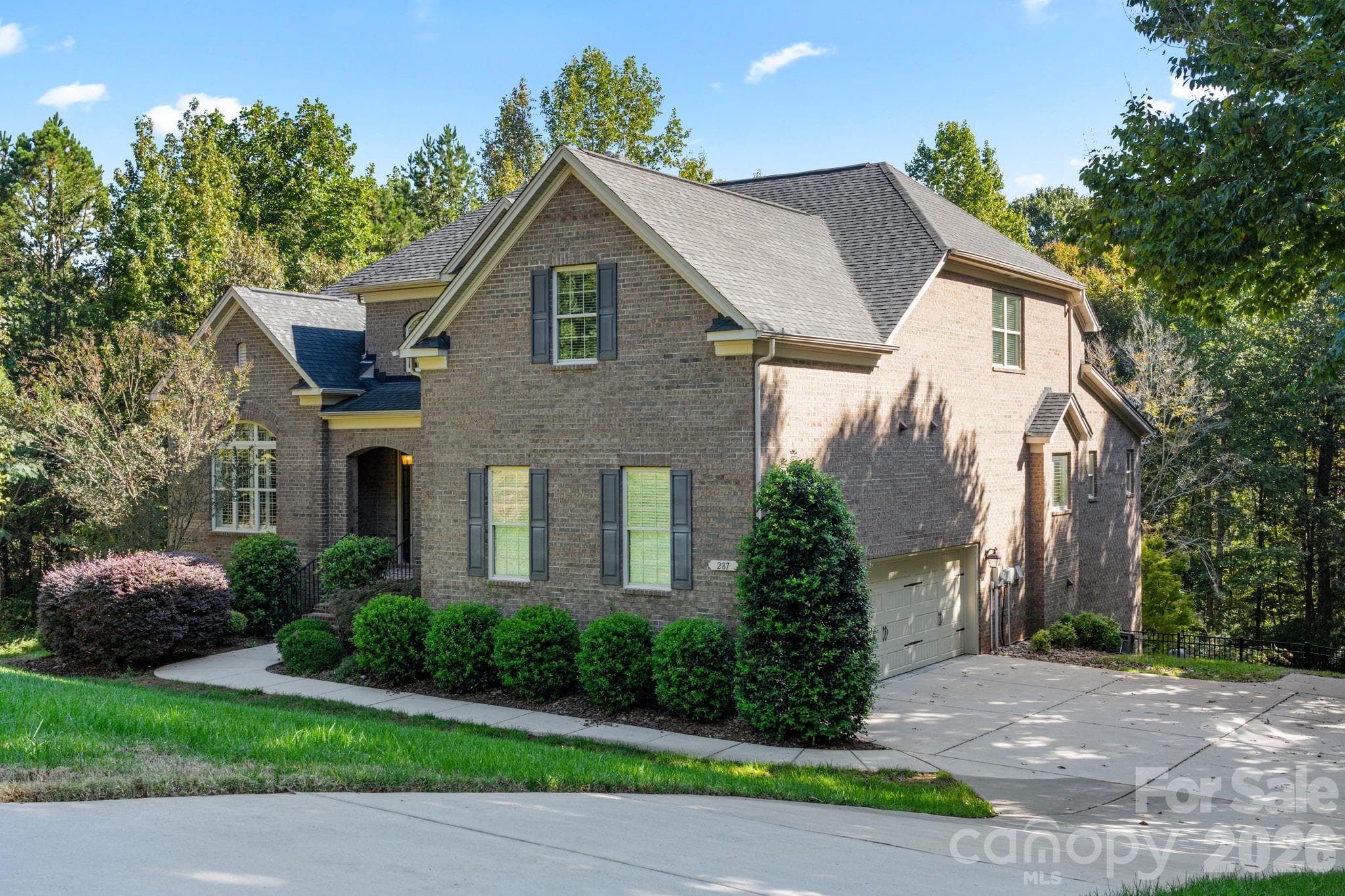 3 Car Garage - 287 Walking Horse Trail, Davidson