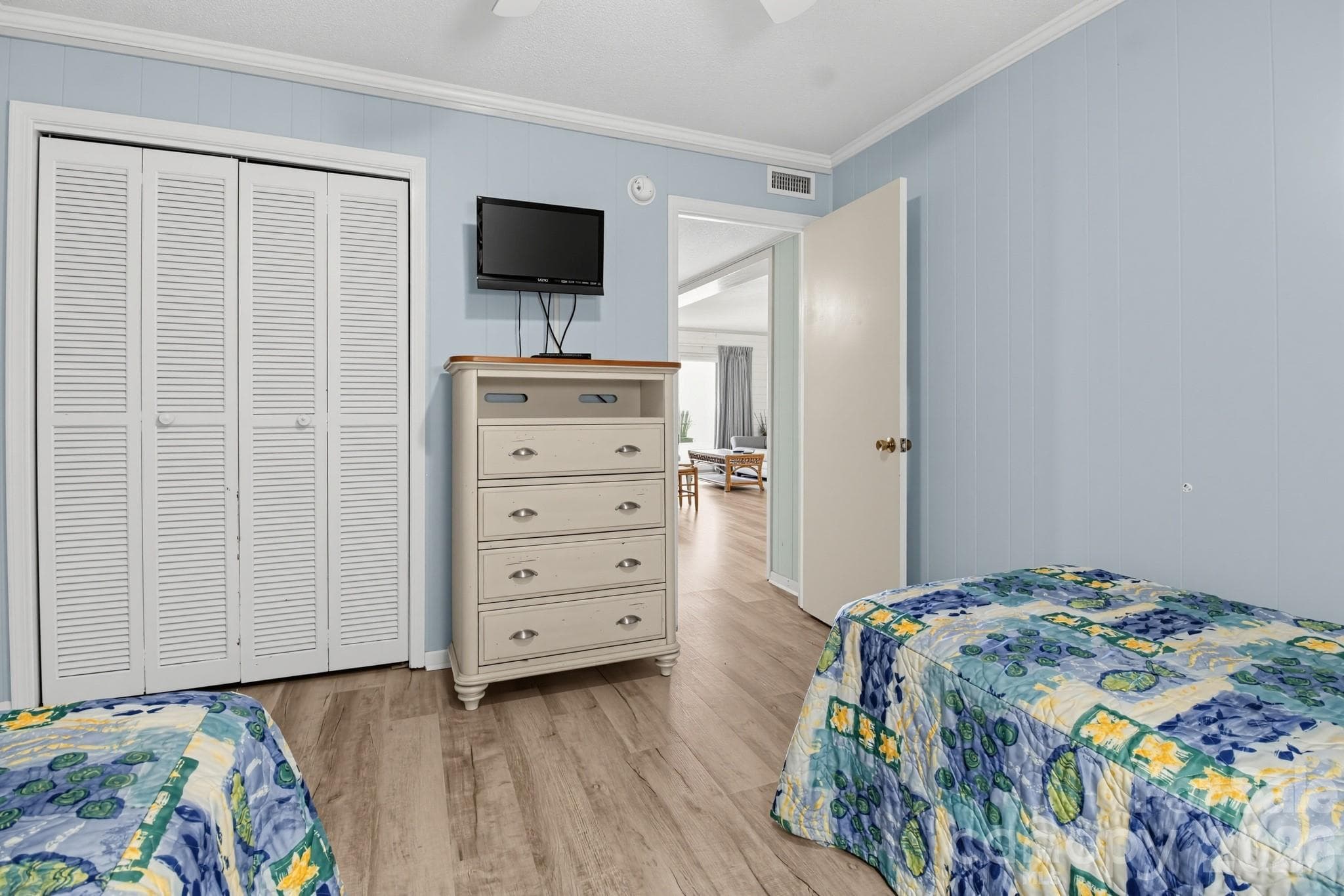 Condominium at 6000 Ocean Boulevard N, North Myrtle Beach, photo 16 of 30