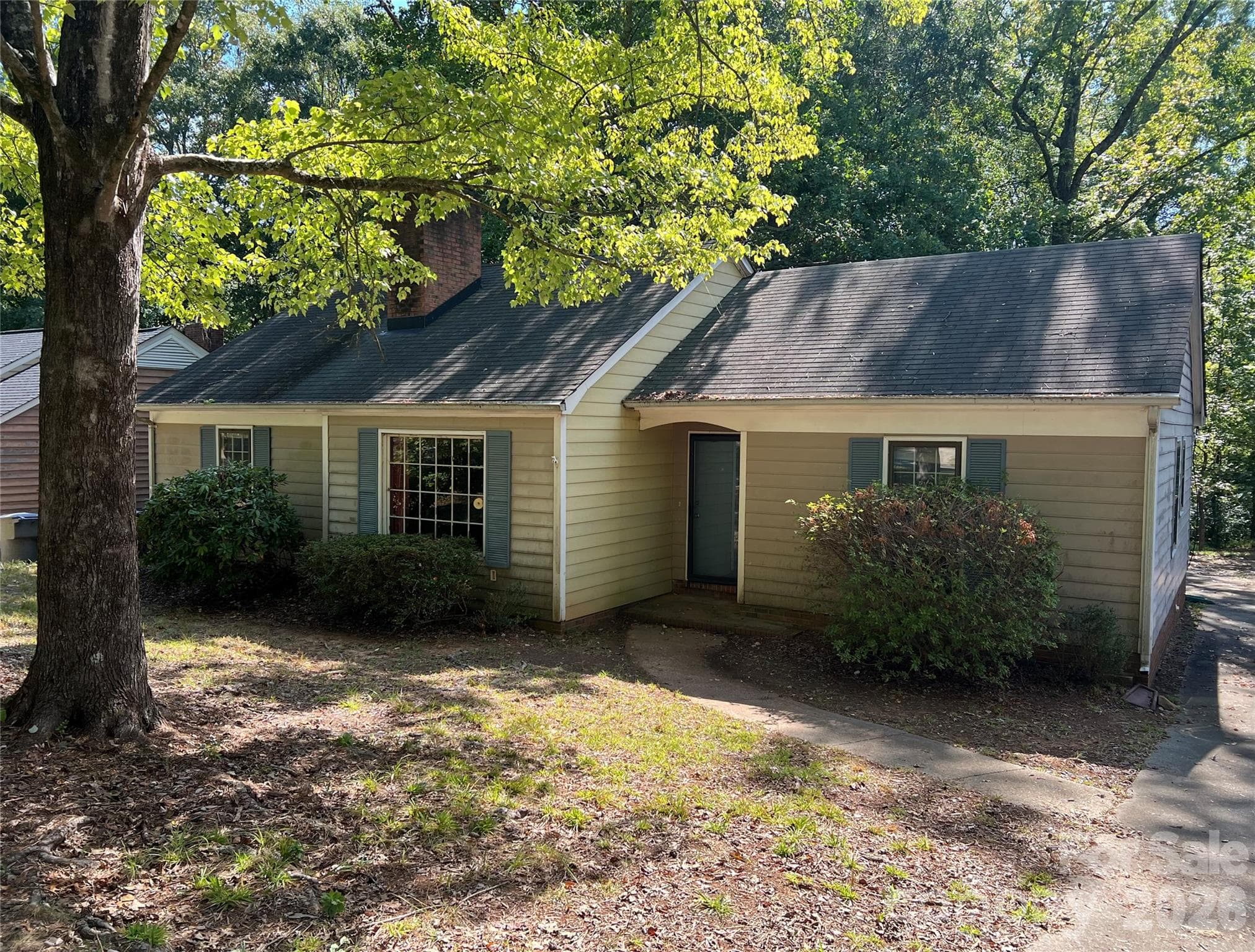 Single Family Residence at 7616 Grayling Court, Charlotte, photo 2 of 16