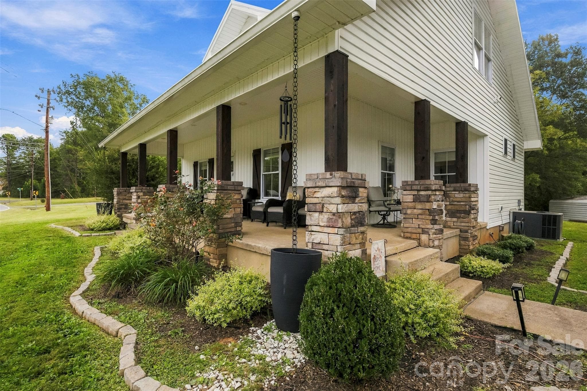 Single Family Residence at 2832 Beaty Road, Gastonia, photo 2 of 48