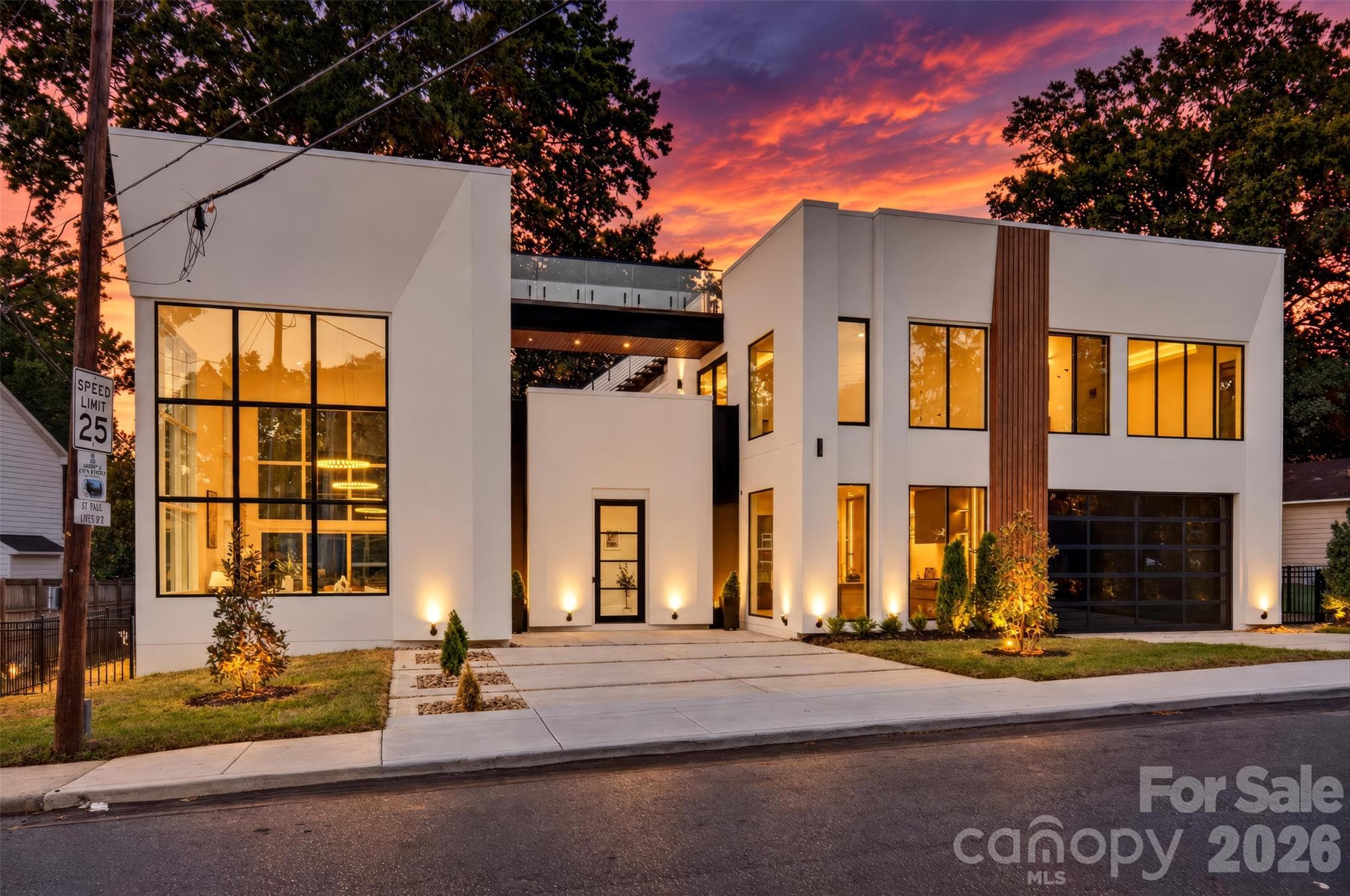 Single Family Residence at 1159 Woodside Avenue, Charlotte, photo 2 of 41