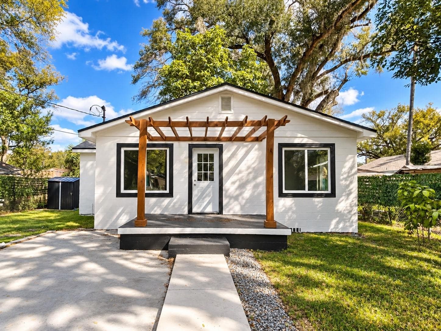 Original Front Exterior - 2102 E CARACAS ST, TAMPA