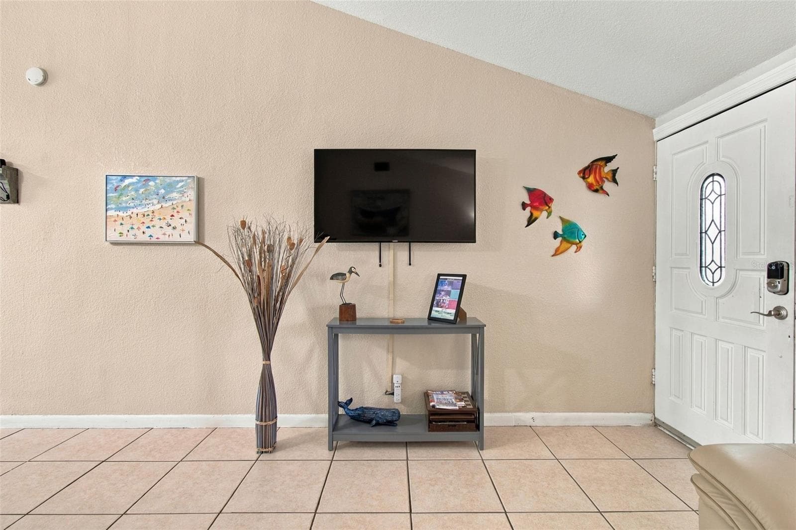 Single Family Residence at 7607 WOODLAND OAKS CT, TAMPA, photo 7 of 67