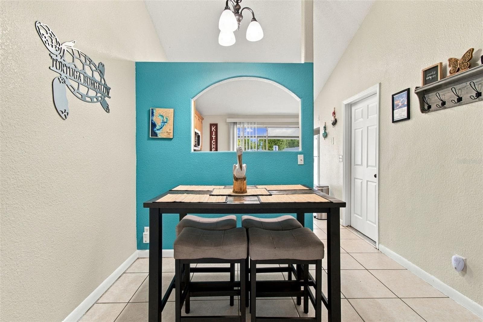 Single Family Residence at 7607 WOODLAND OAKS CT, TAMPA, photo 21 of 67