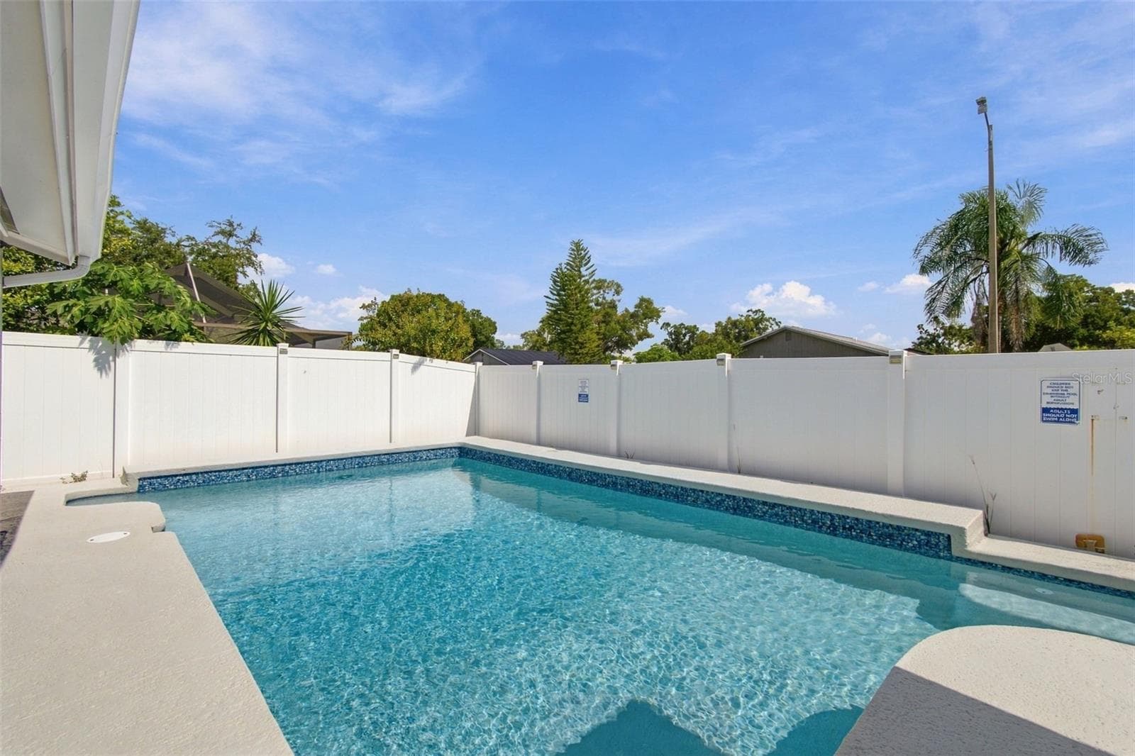 Single Family Residence at 7607 WOODLAND OAKS CT, TAMPA, photo 57 of 67