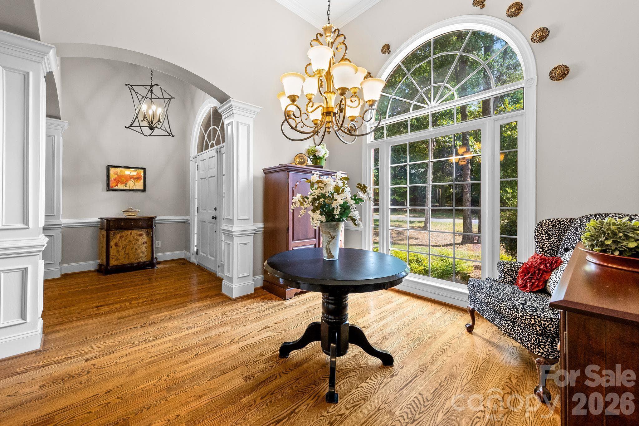 Single Family Residence at 2316 Caernarfon Lane, Matthews, photo 4 of 43