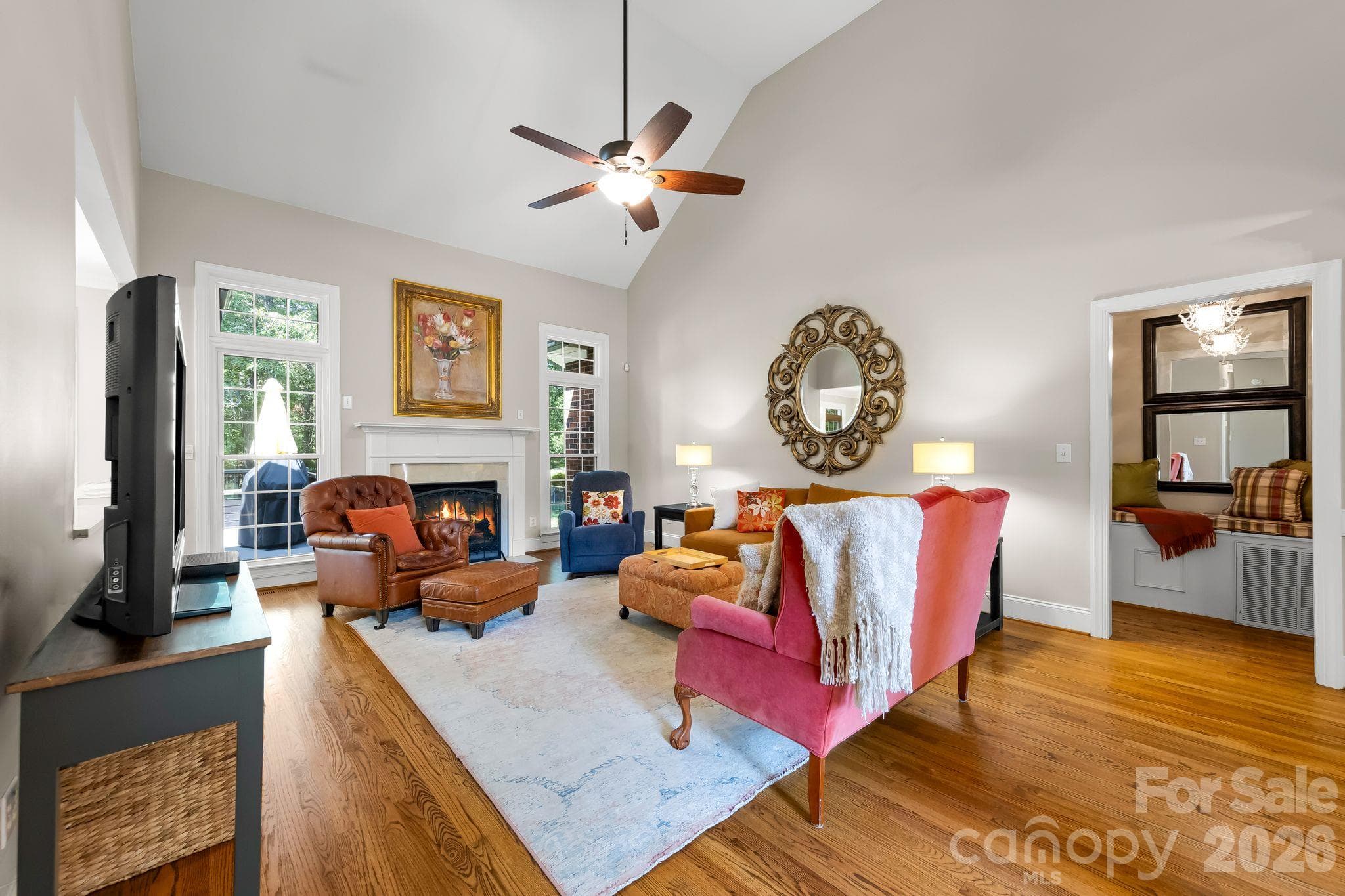 Single Family Residence at 2316 Caernarfon Lane, Matthews, photo 9 of 43