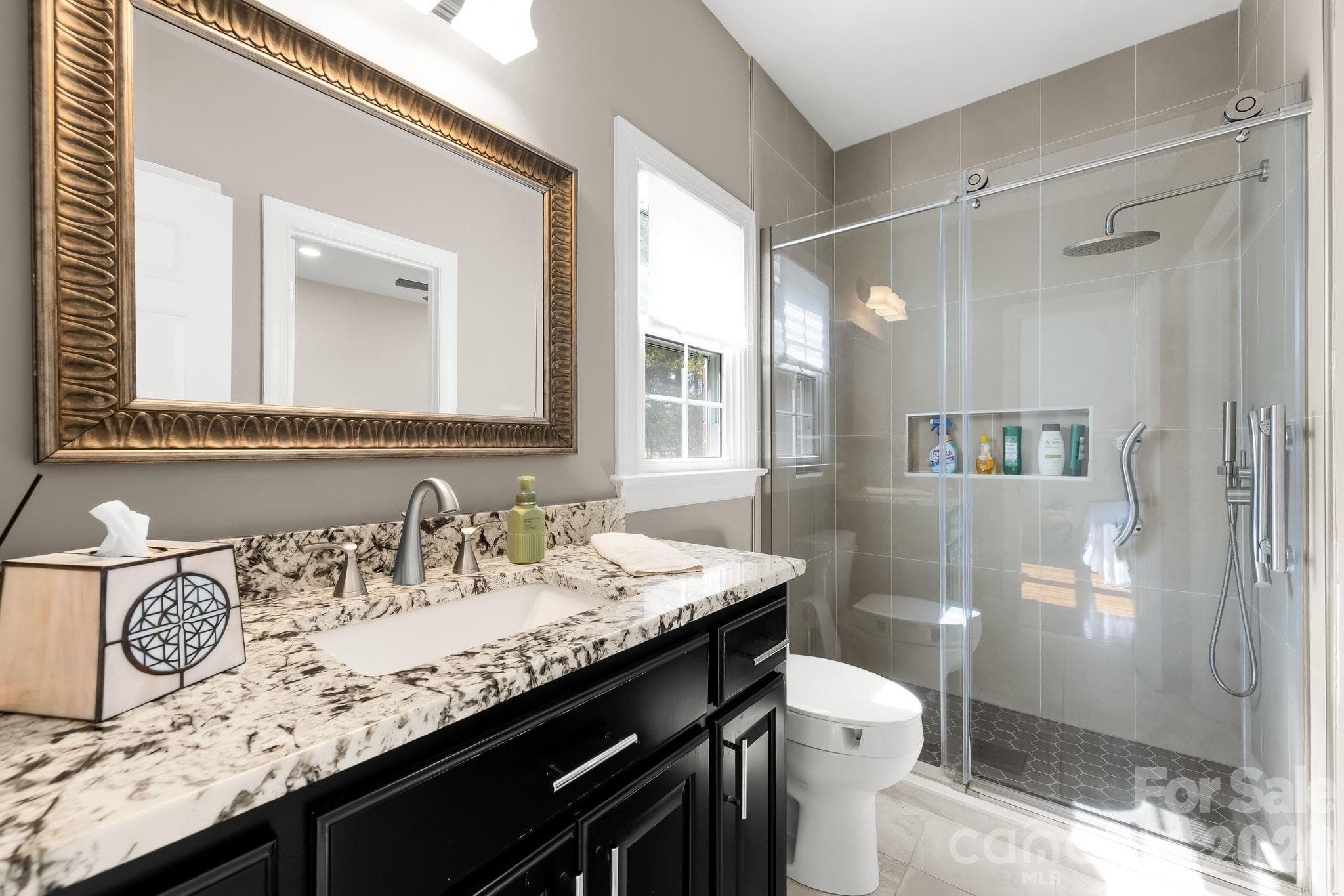 Single Family Residence at 2316 Caernarfon Lane, Matthews, photo 24 of 43