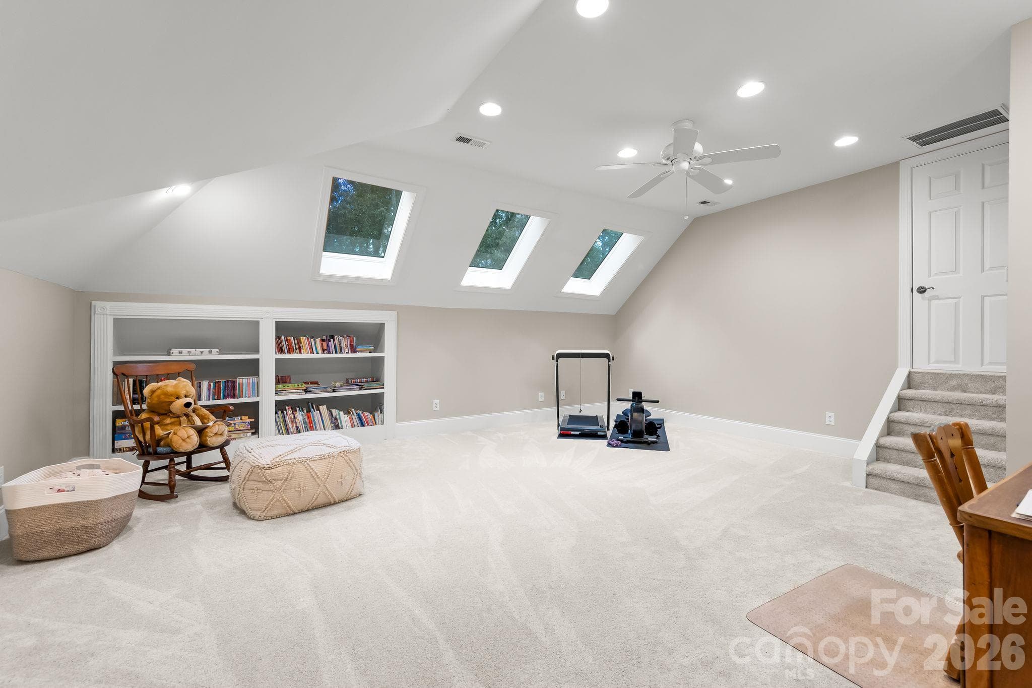 Single Family Residence at 2316 Caernarfon Lane, Matthews, photo 30 of 43
