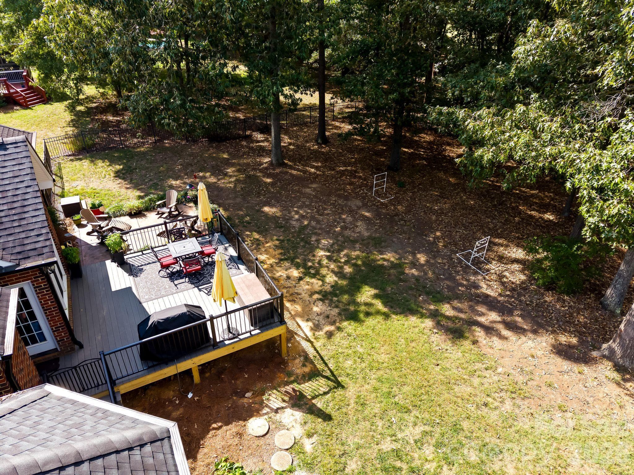 Single Family Residence at 2316 Caernarfon Lane, Matthews, photo 38 of 43