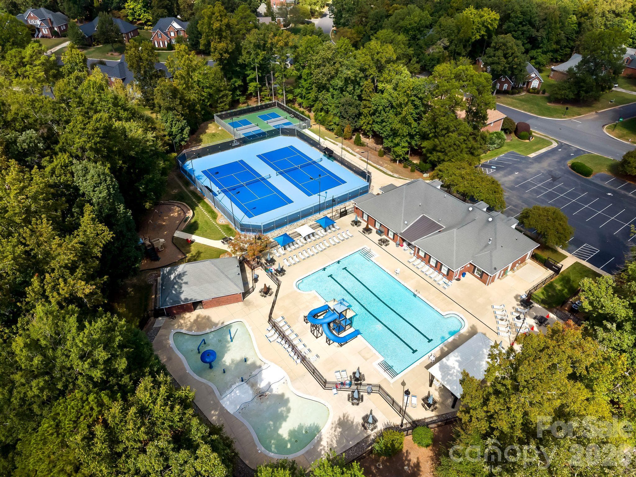 Single Family Residence at 2316 Caernarfon Lane, Matthews, photo 43 of 43
