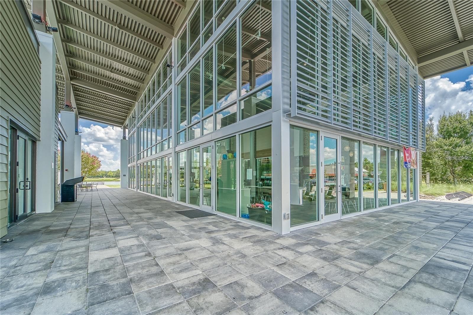 Single Family Residence at 6911 SAIL VIEW LN, APOLLO BEACH, photo 72 of 95
