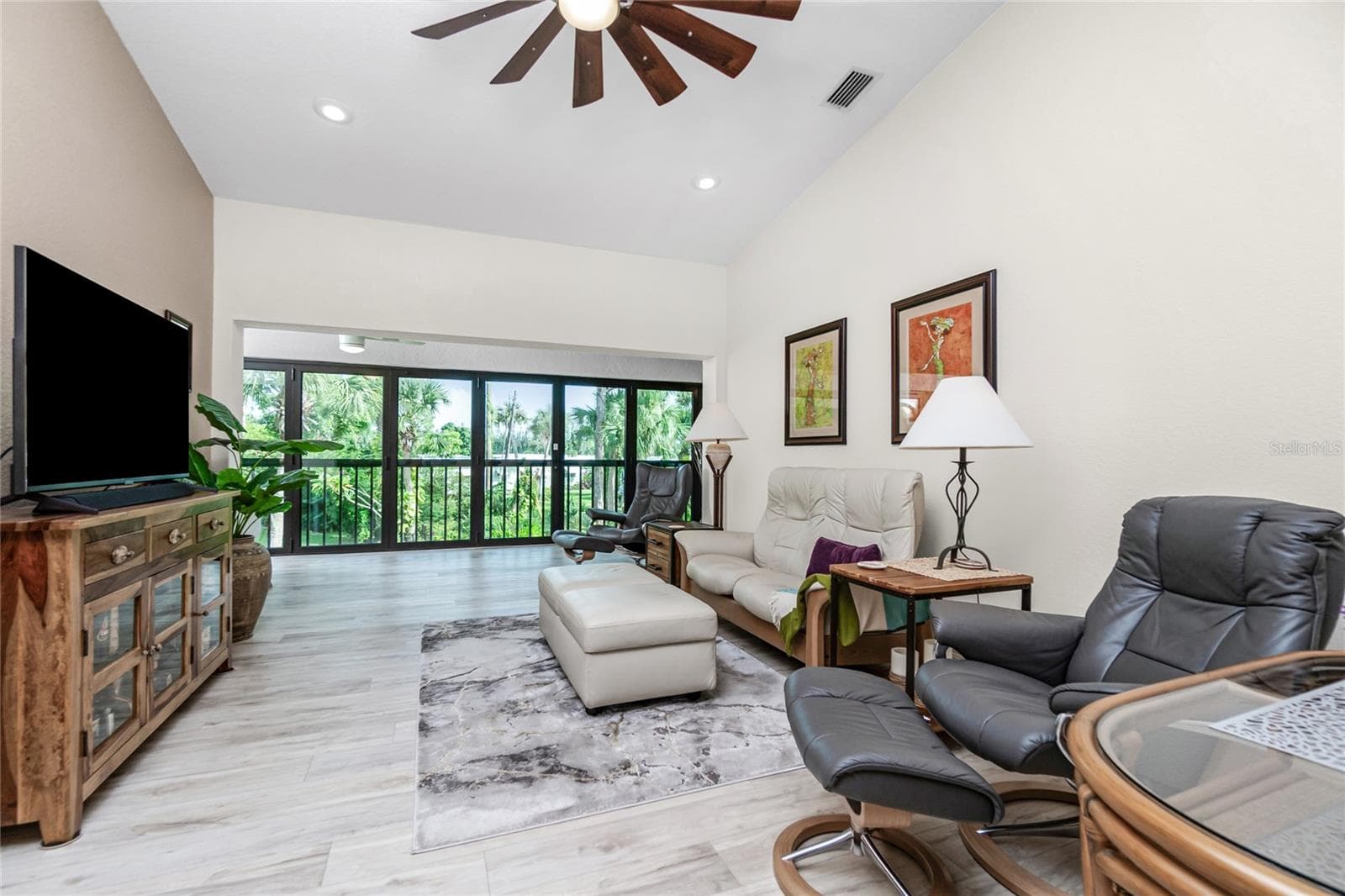 Great room - 4260 PLACIDA RD #9D, ENGLEWOOD