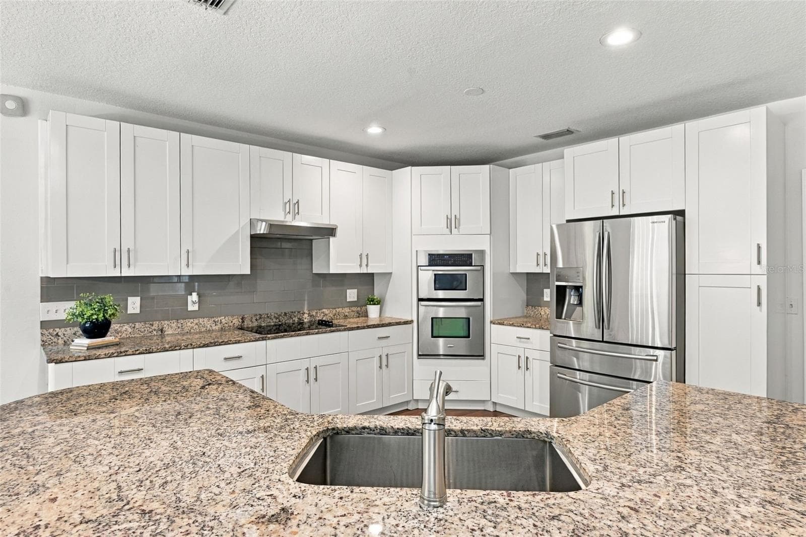 Single Family Residence at 1349 VALLEY PINE CIR, APOPKA, photo 27 of 92