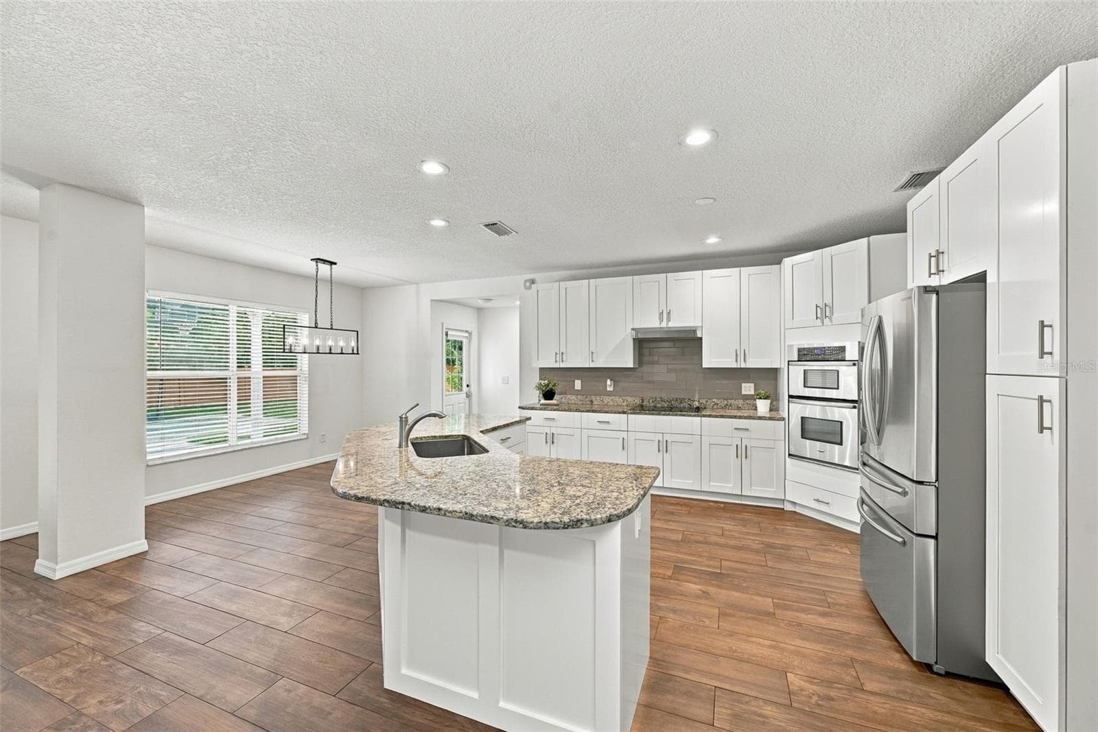 Single Family Residence at 1349 VALLEY PINE CIR, APOPKA, photo 39 of 92