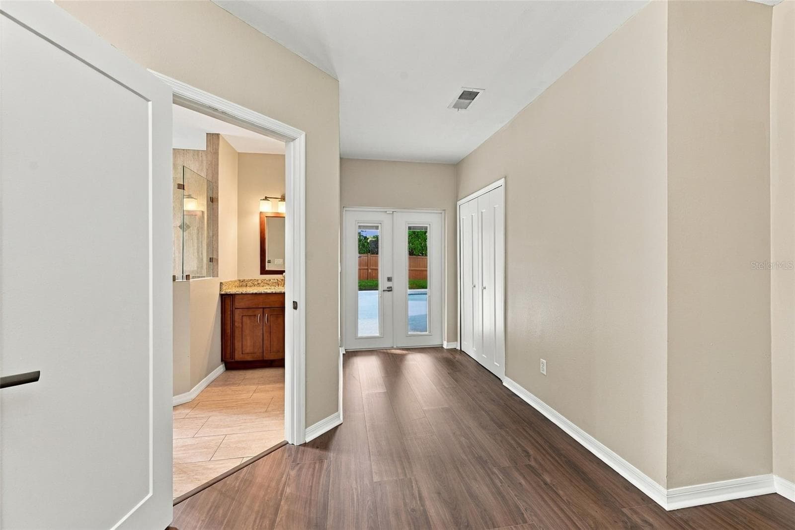Downstairs En Suite Bedroom - 1349 VALLEY PINE CIR, APOPKA