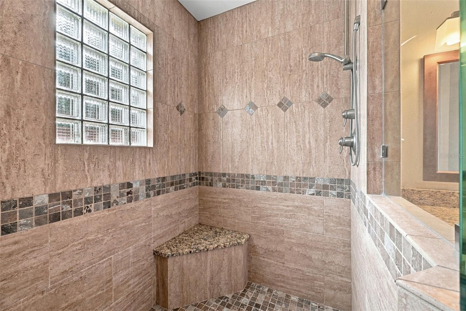 Downstairs En Suite Bathroom Shower - 1349 VALLEY PINE CIR, APOPKA