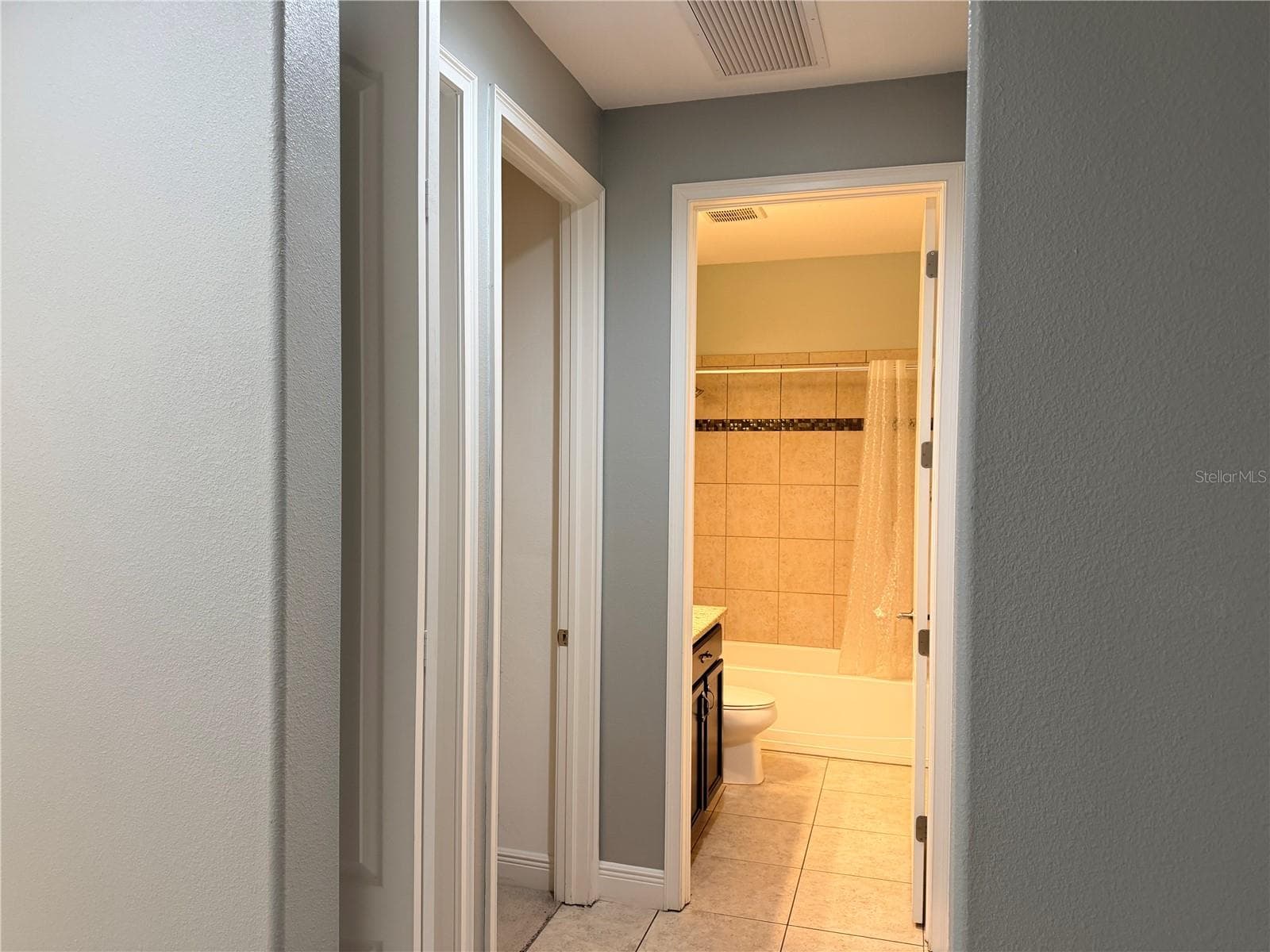 Single Family Residence at 8429 AUBURN RISE CT, LAND O LAKES, photo 12 of 44