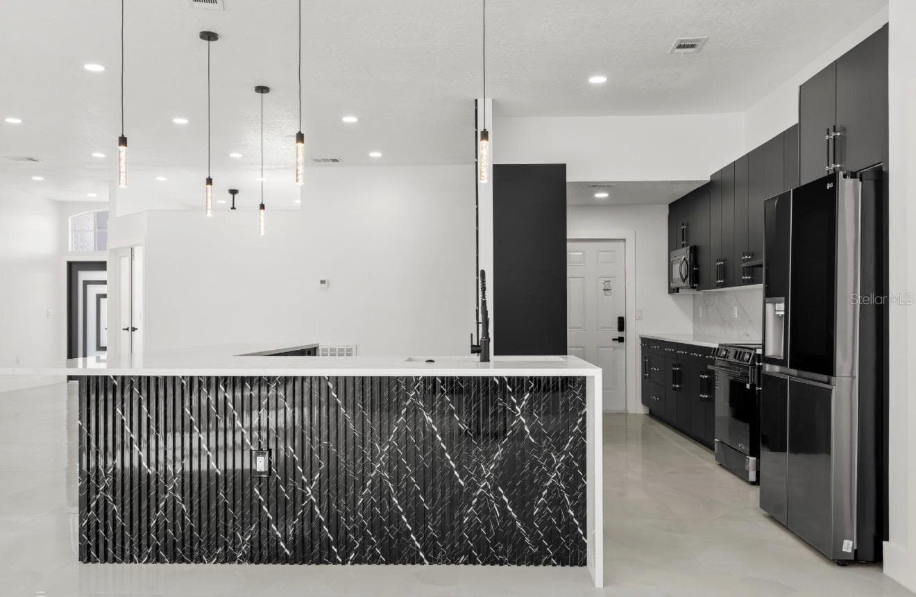Single Family Residence at 9701 PORT COLONY WAY, TAMPA, photo 15 of 50