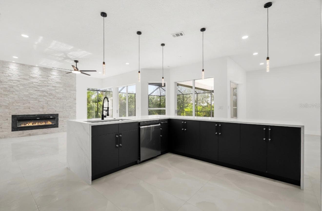 Single Family Residence at 9701 PORT COLONY WAY, TAMPA, photo 16 of 50