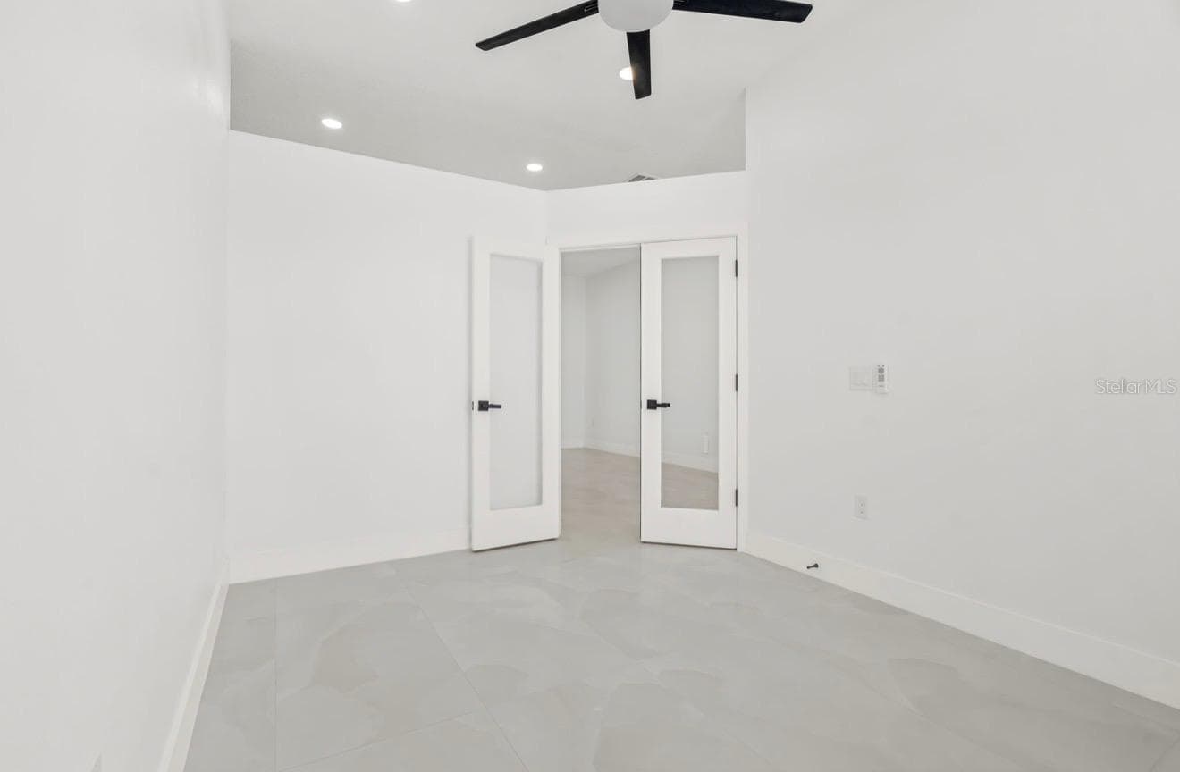 Single Family Residence at 9701 PORT COLONY WAY, TAMPA, photo 20 of 50