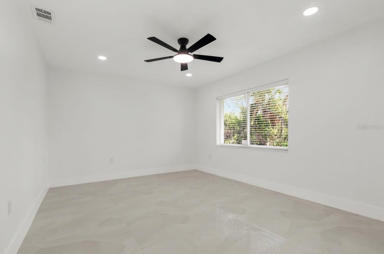 Single Family Residence at 9701 PORT COLONY WAY, TAMPA, photo 29 of 50