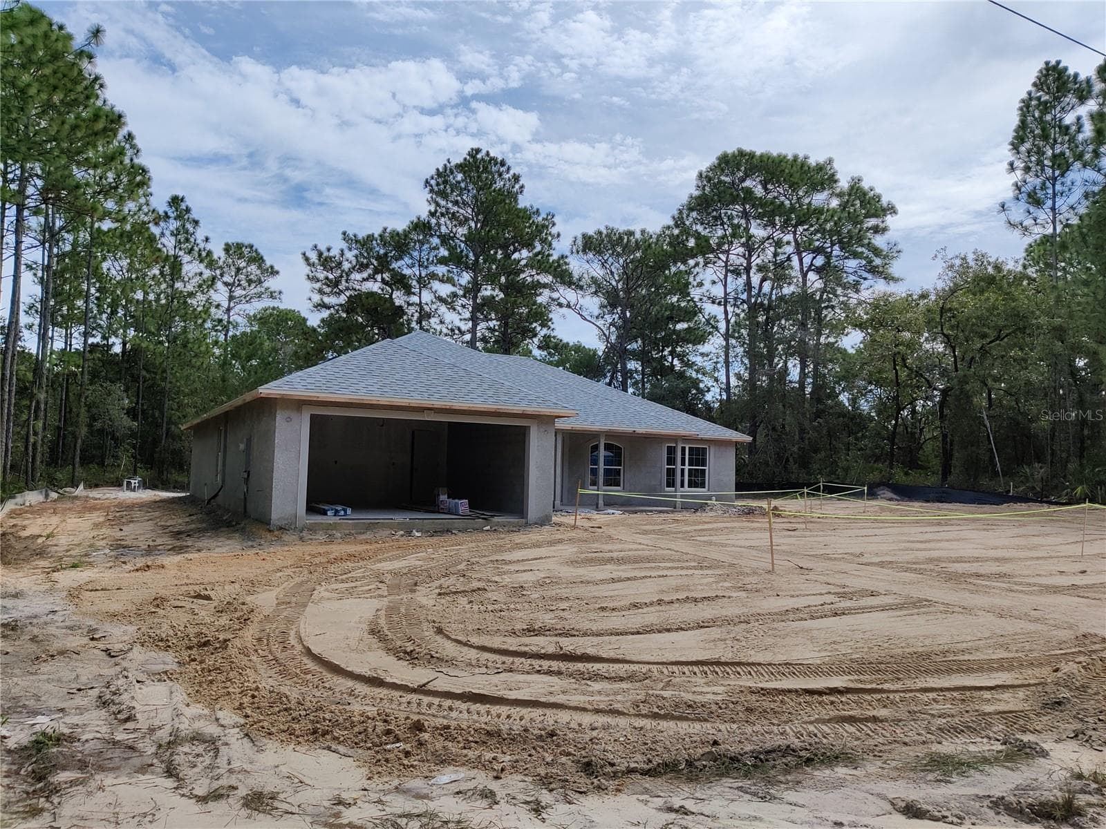 Side Angle of front - 16122 MALDEN RD, WEEKI WACHEE