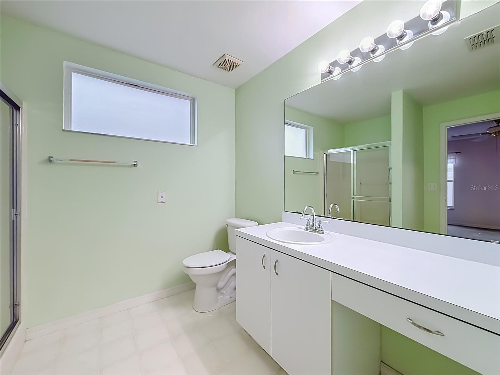 Primary Bath with walk in shower - 2038 BRAXTON ST, CLERMONT