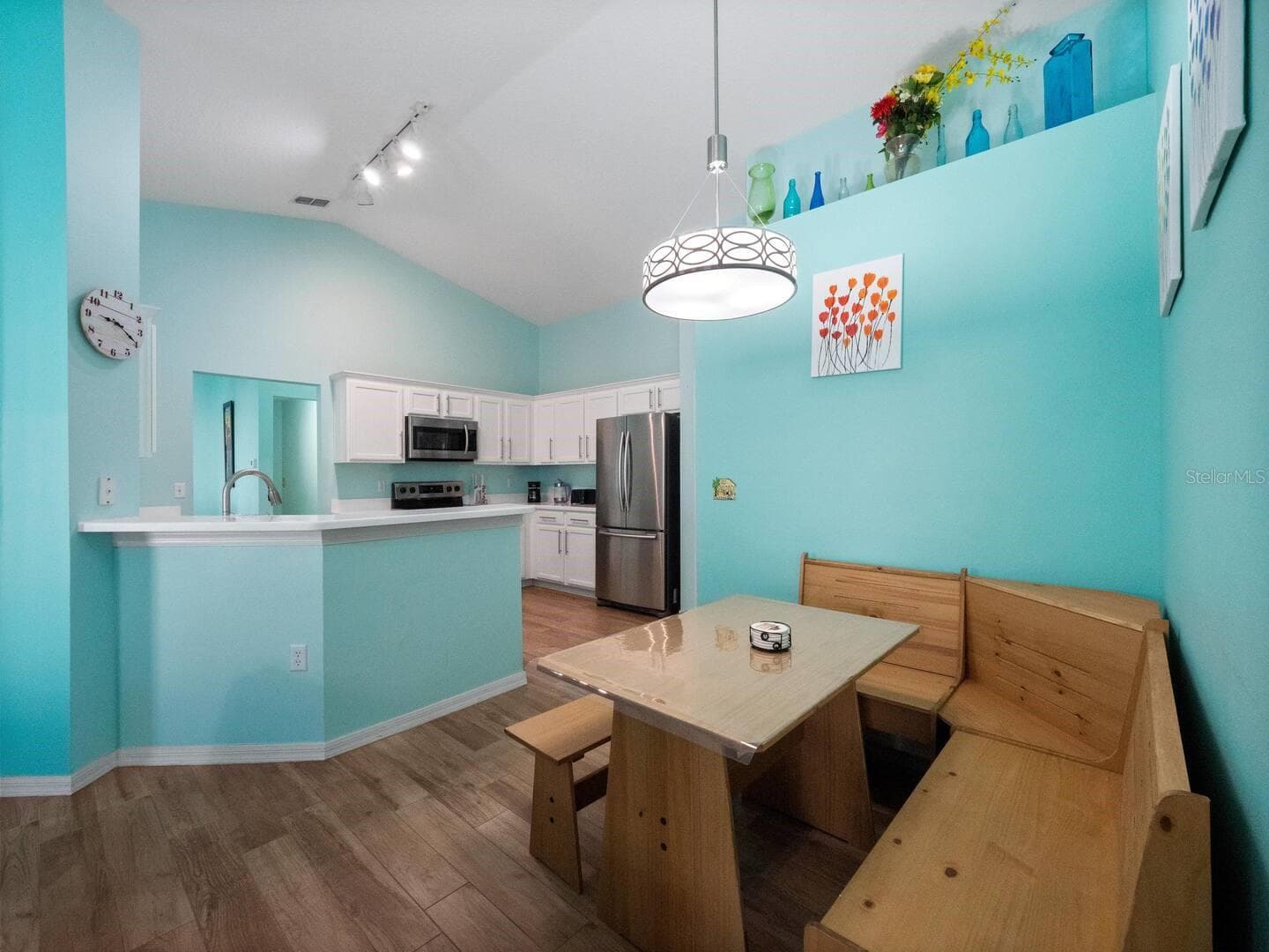 Breakfast nook - 337 SANDY RIDGE DR, DAVENPORT