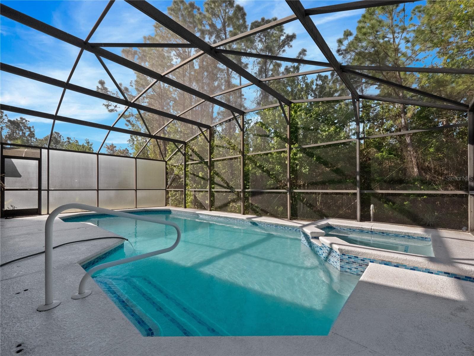 Pool and Spa - 337 SANDY RIDGE DR, DAVENPORT