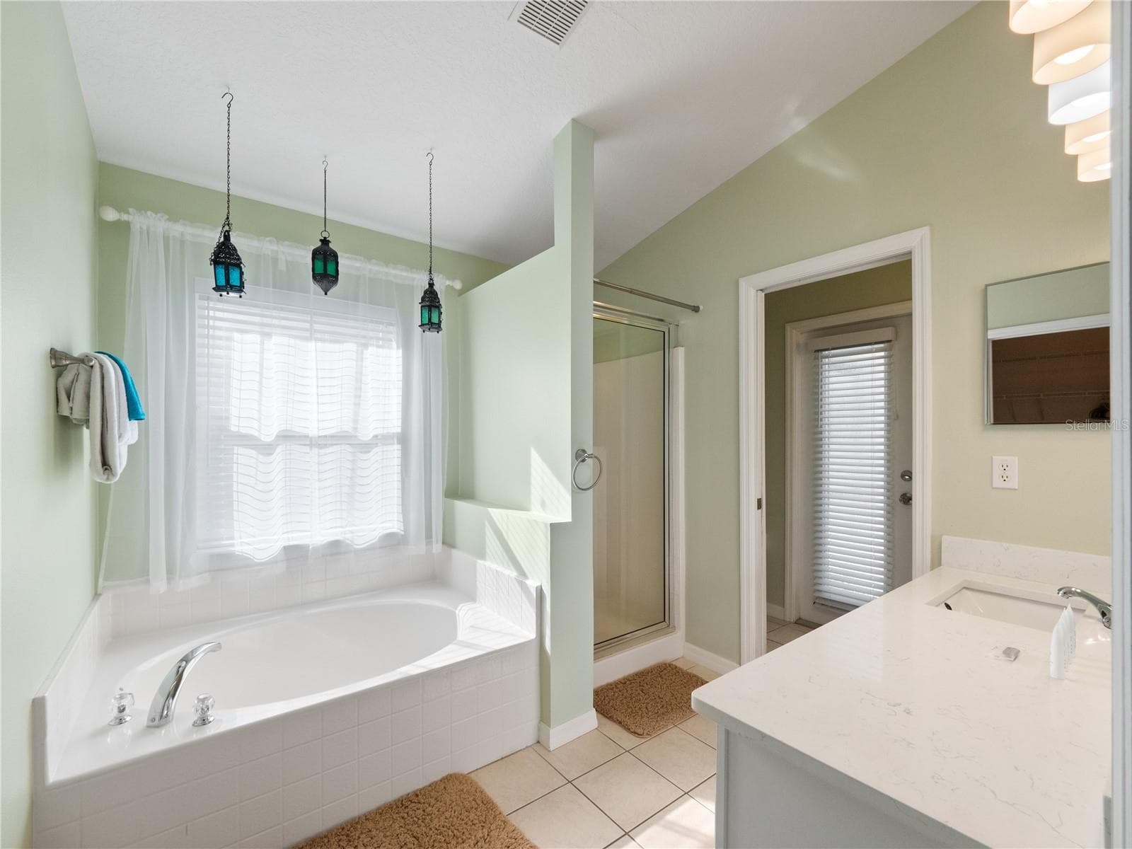 Single Family Residence at 337 SANDY RIDGE DR, DAVENPORT, photo 11 of 15
