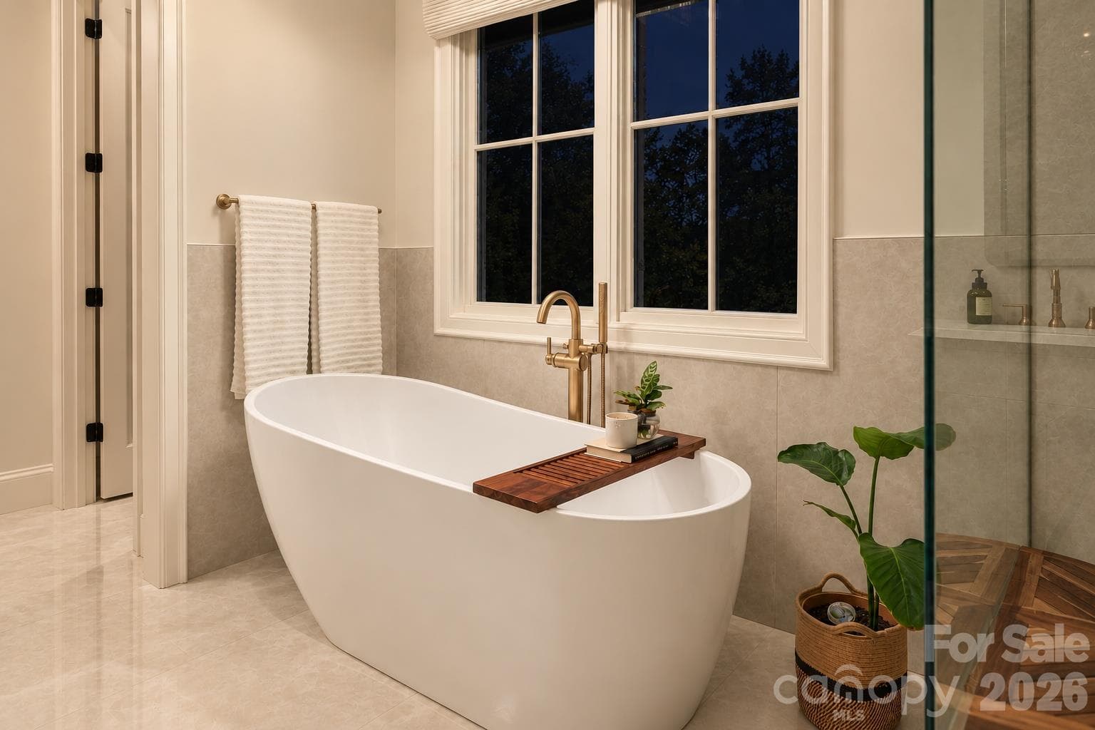 Single Family Residence at 20020 Schooner Drive, Cornelius, photo 19 of 46