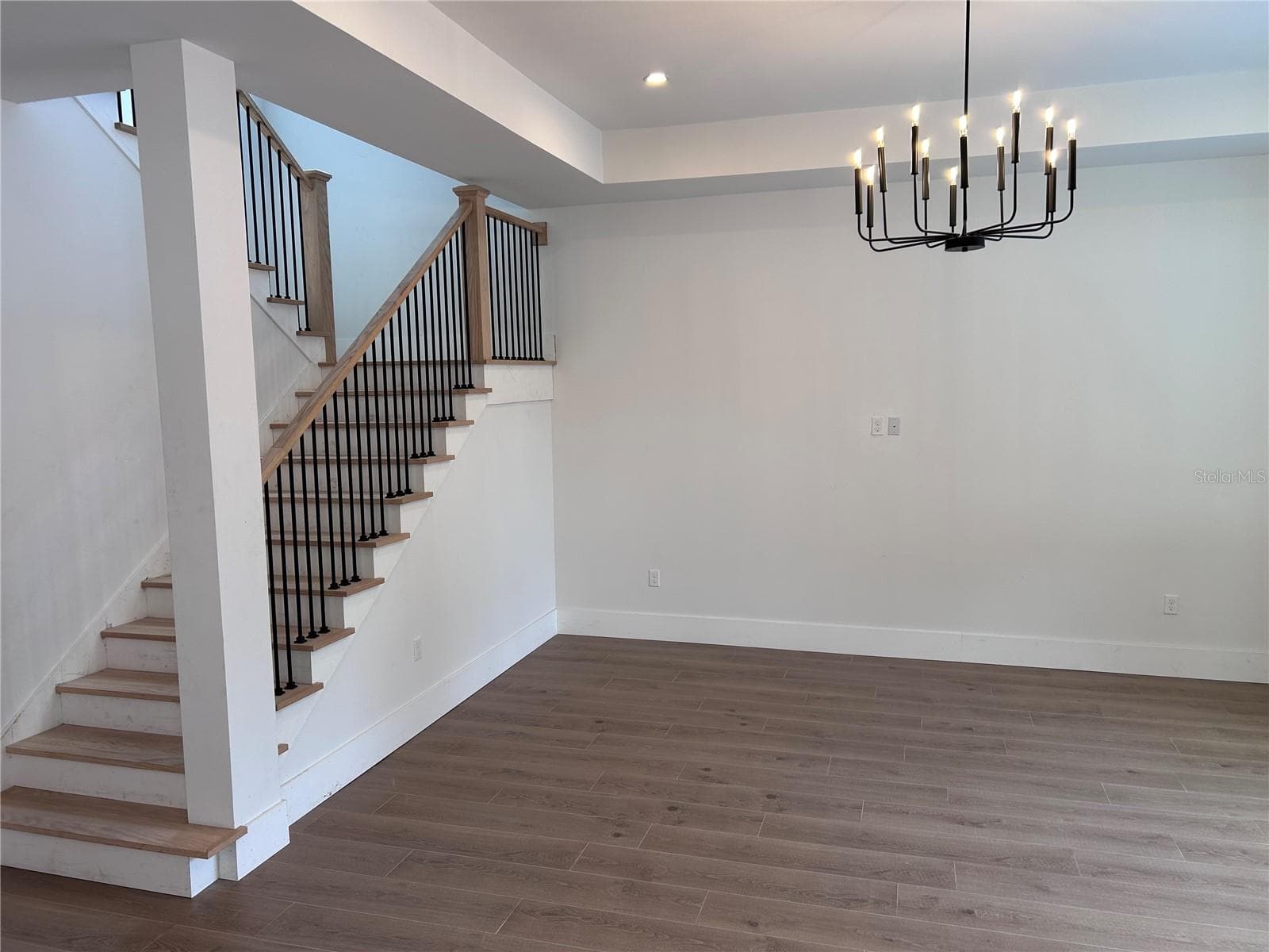 Single Family Residence at 1830 LAKE SUE DR, ORLANDO, photo 8 of 26