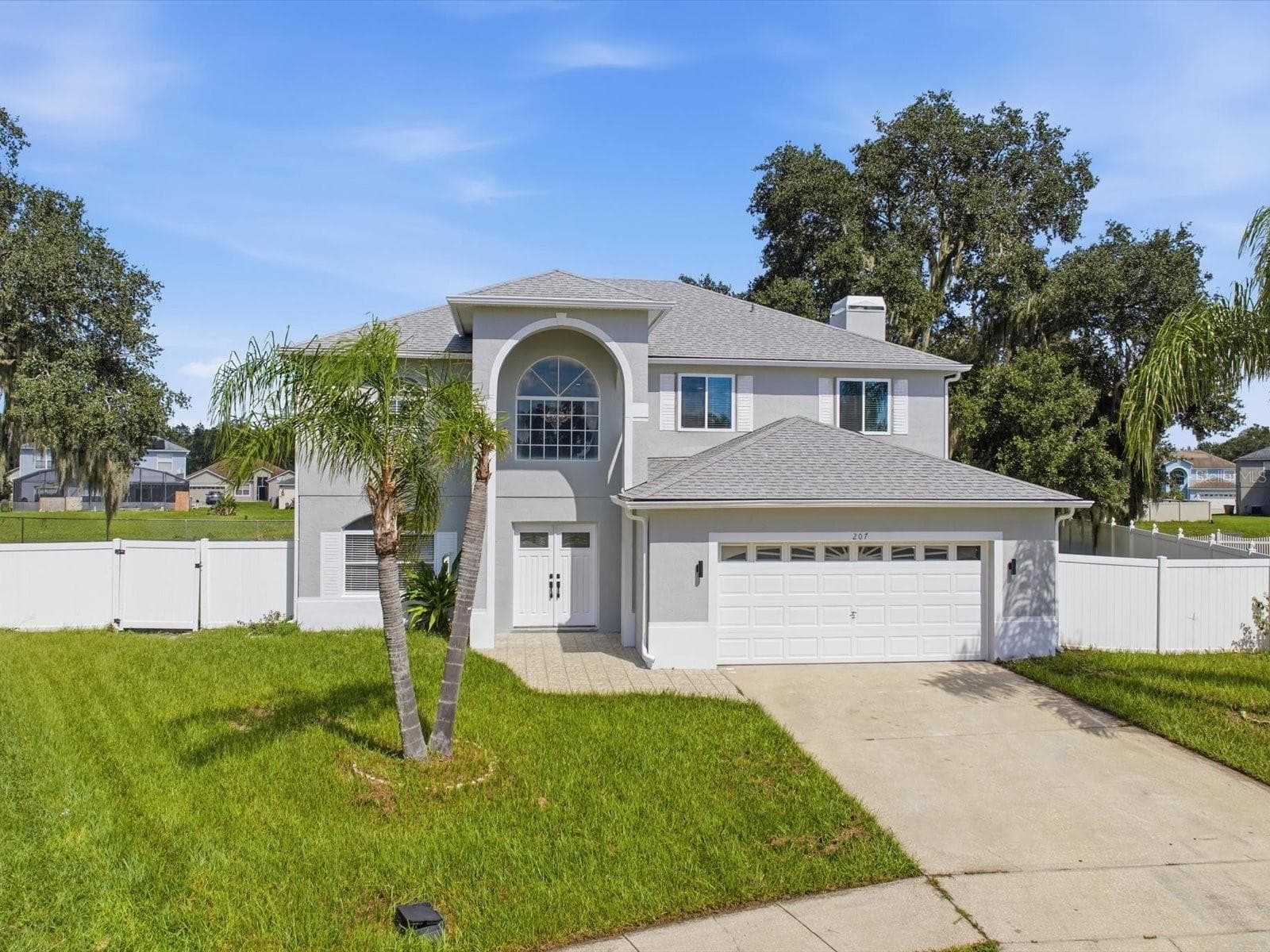 Single Family Residence at 207 REDWOOD BARK TRL, KISSIMMEE, photo 2 of 50