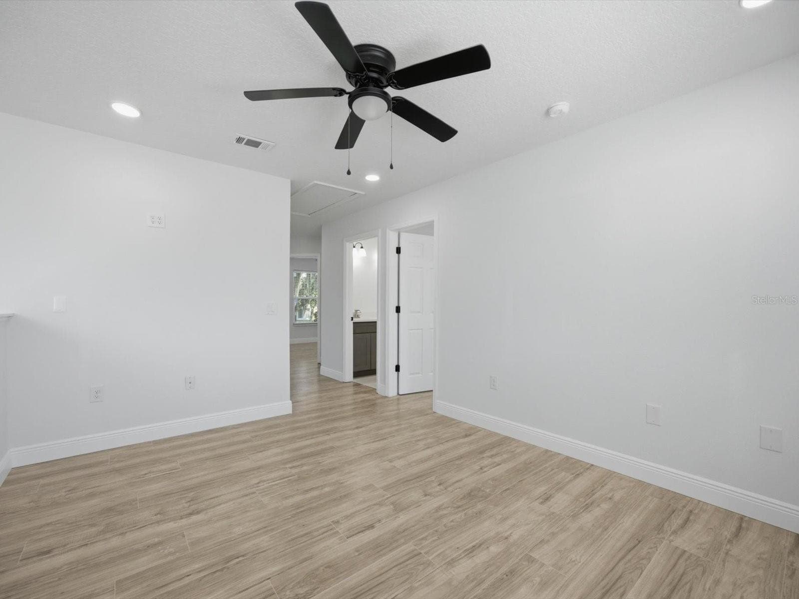 Single Family Residence at 207 REDWOOD BARK TRL, KISSIMMEE, photo 25 of 50