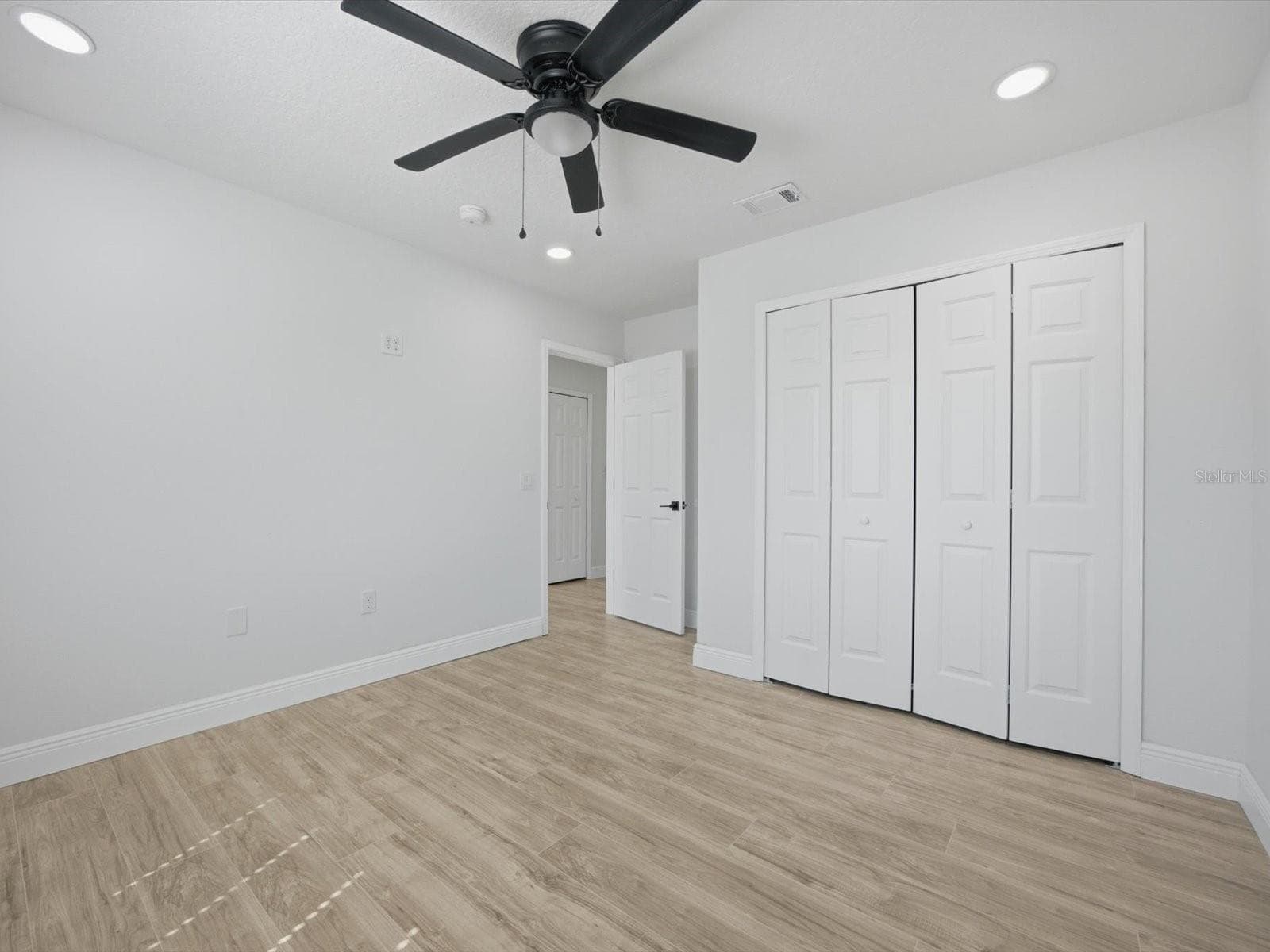 Single Family Residence at 207 REDWOOD BARK TRL, KISSIMMEE, photo 33 of 50