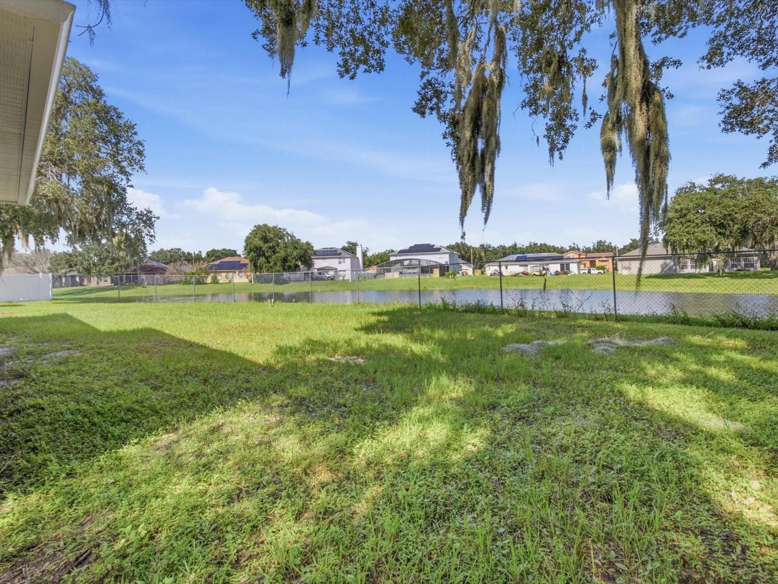 Single Family Residence at 207 REDWOOD BARK TRL, KISSIMMEE, photo 43 of 50