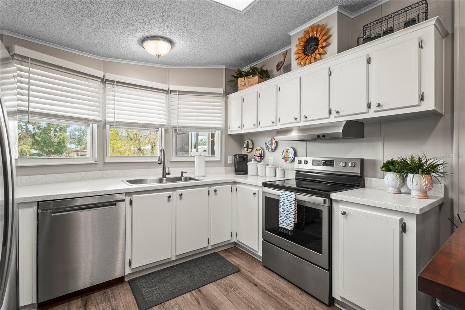 Condominium at 8470 IMPERIAL CIR, PALMETTO, photo 3 of 82