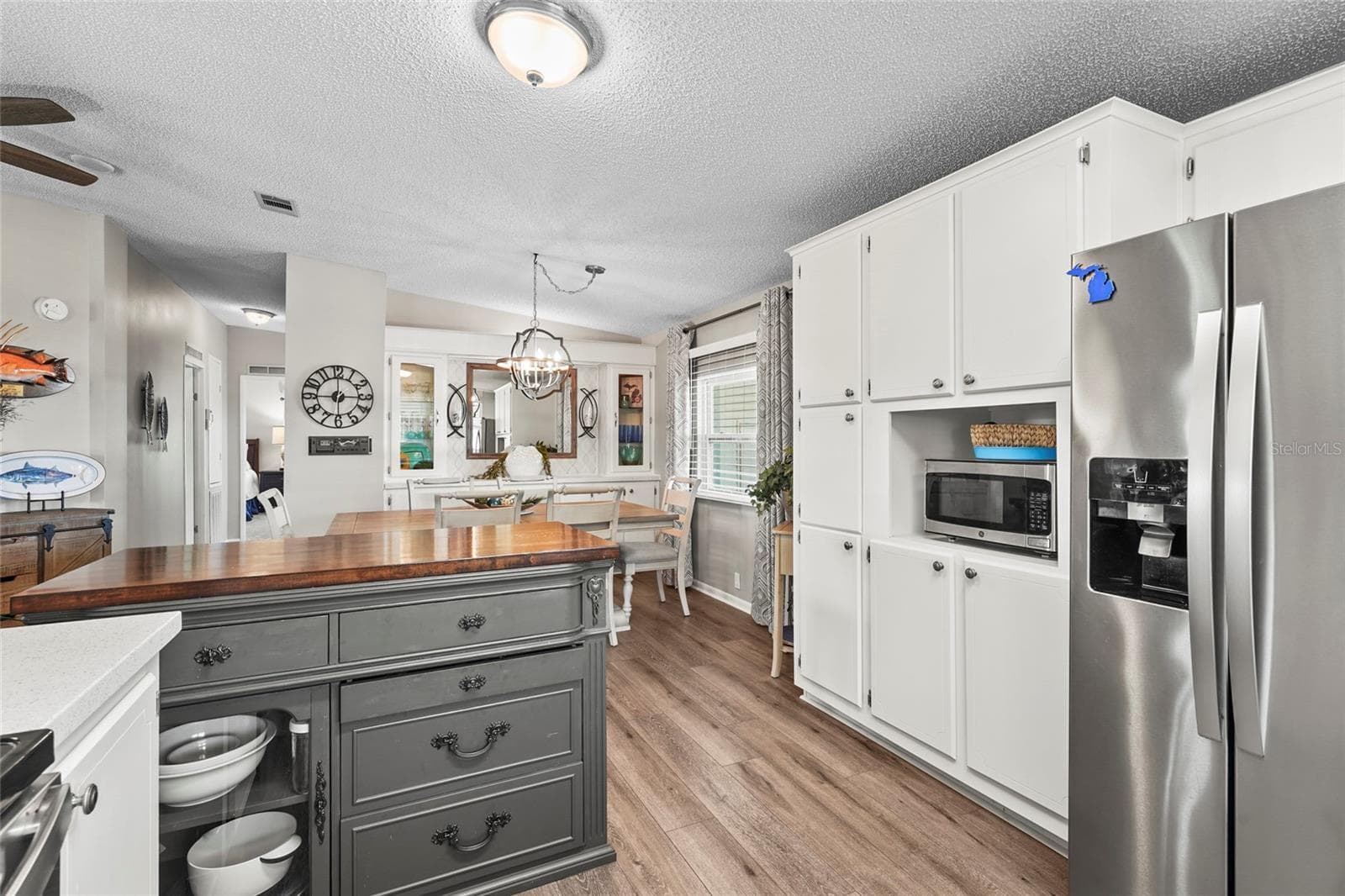 Condominium at 8470 IMPERIAL CIR, PALMETTO, photo 5 of 82